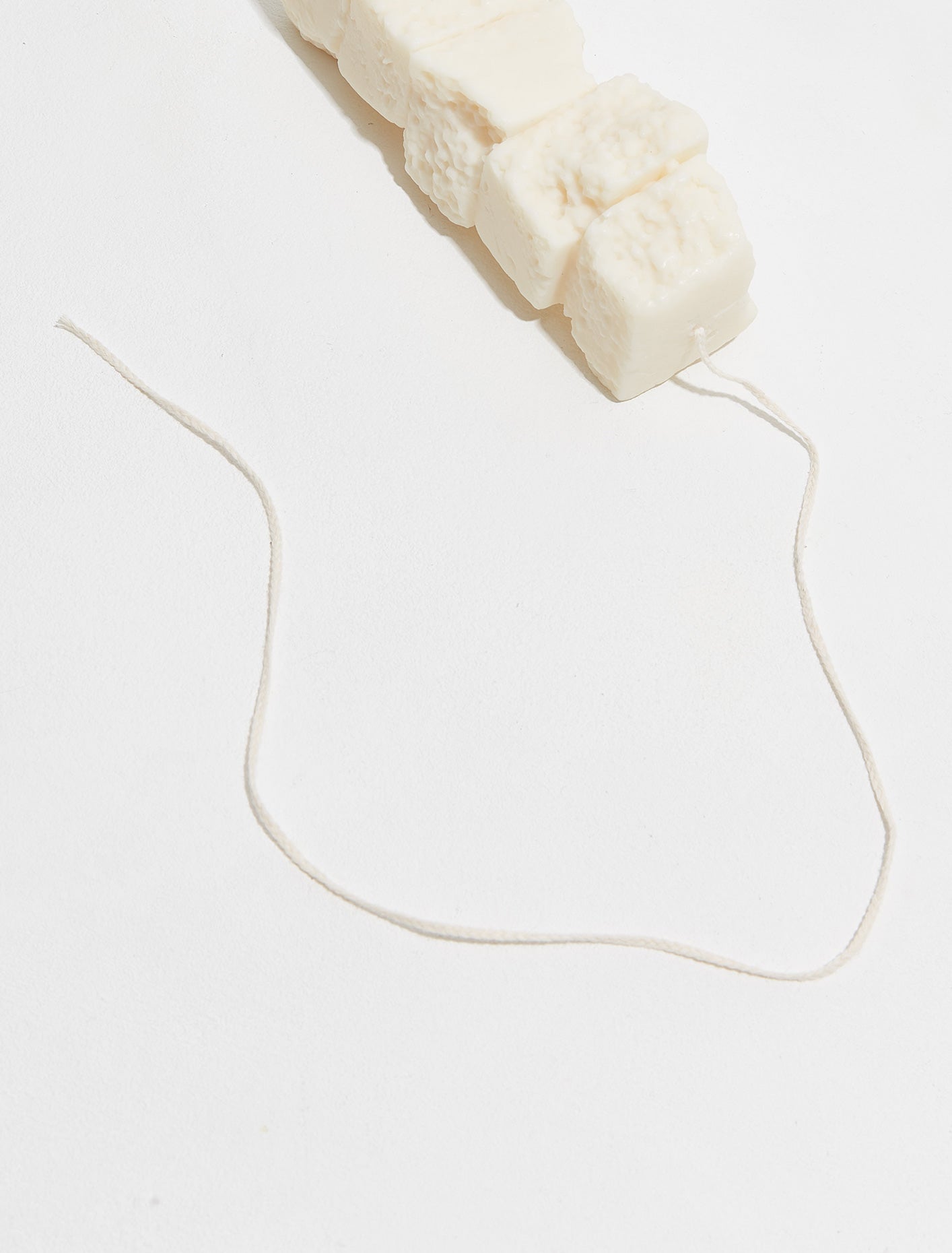 EPS5 Small Candle in Clam