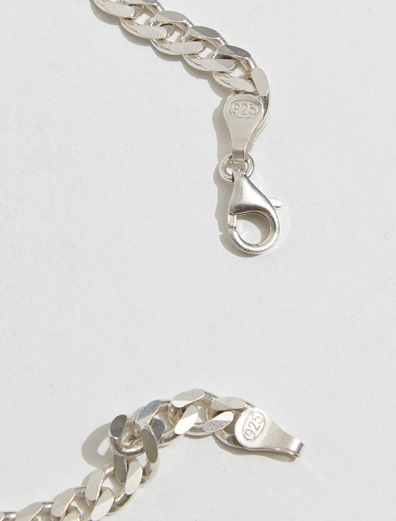 24g Sterling Silver (925) Medium Chain Link Necklace