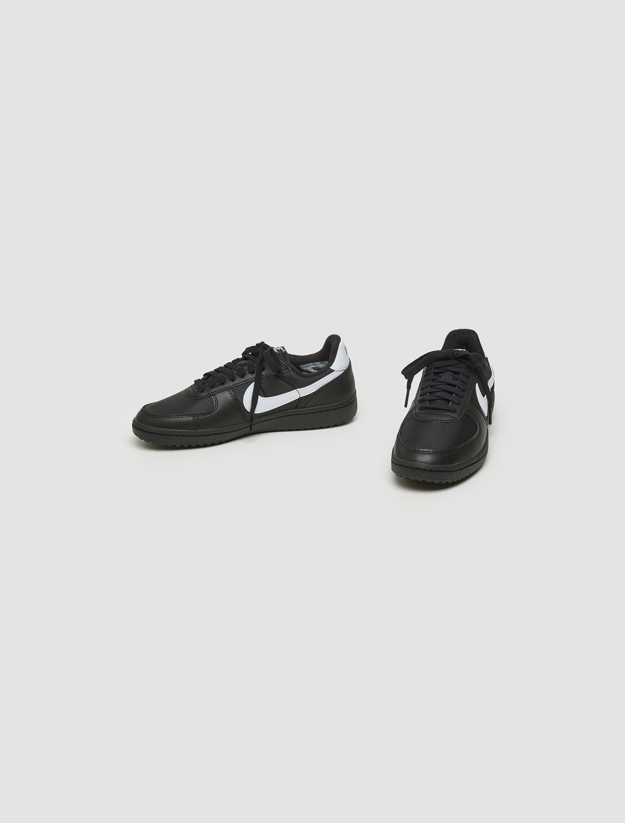 Field General 82 SP Sneaker in Black & White