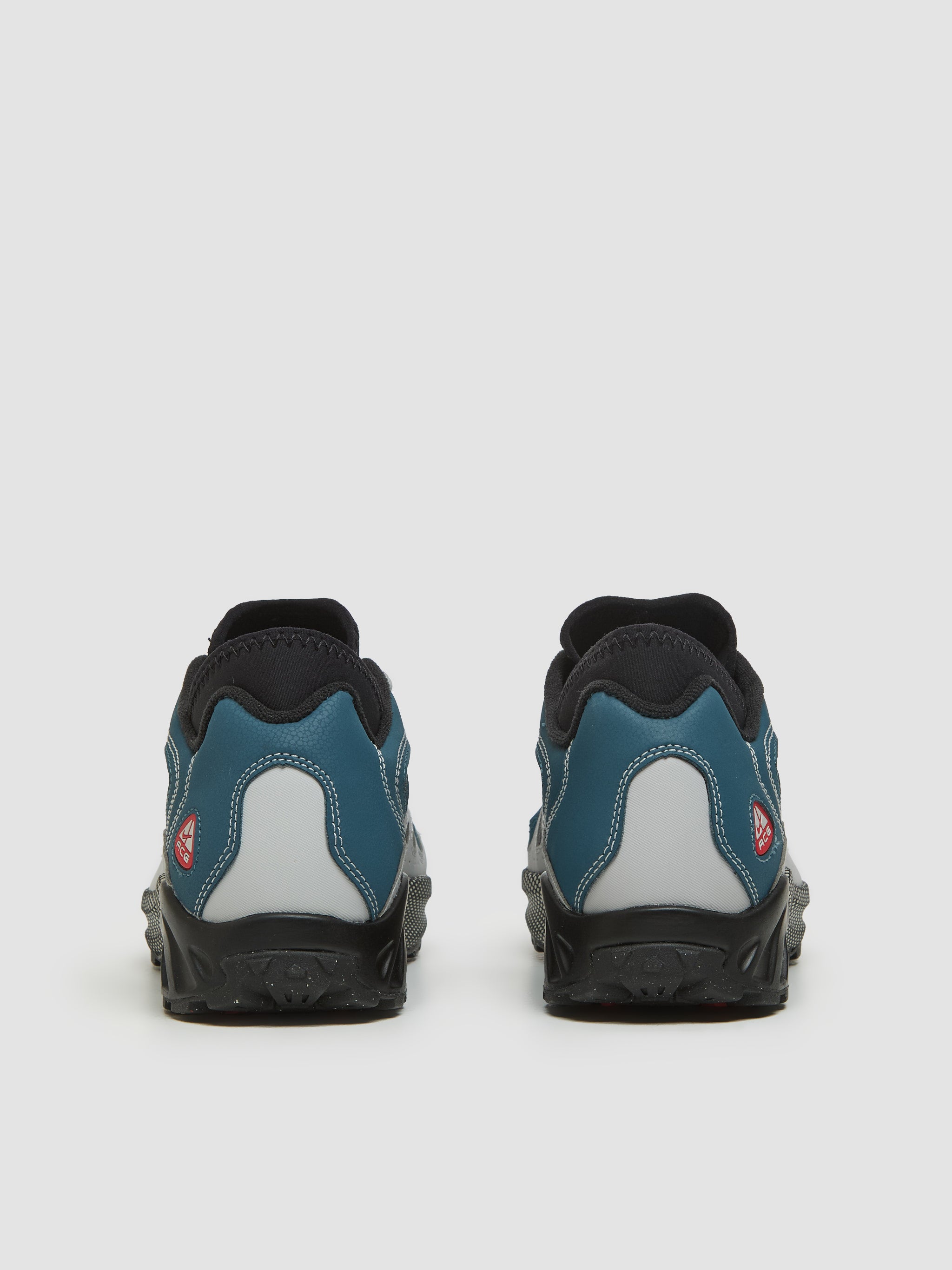 Air Exploraid Sneaker in Ash Green