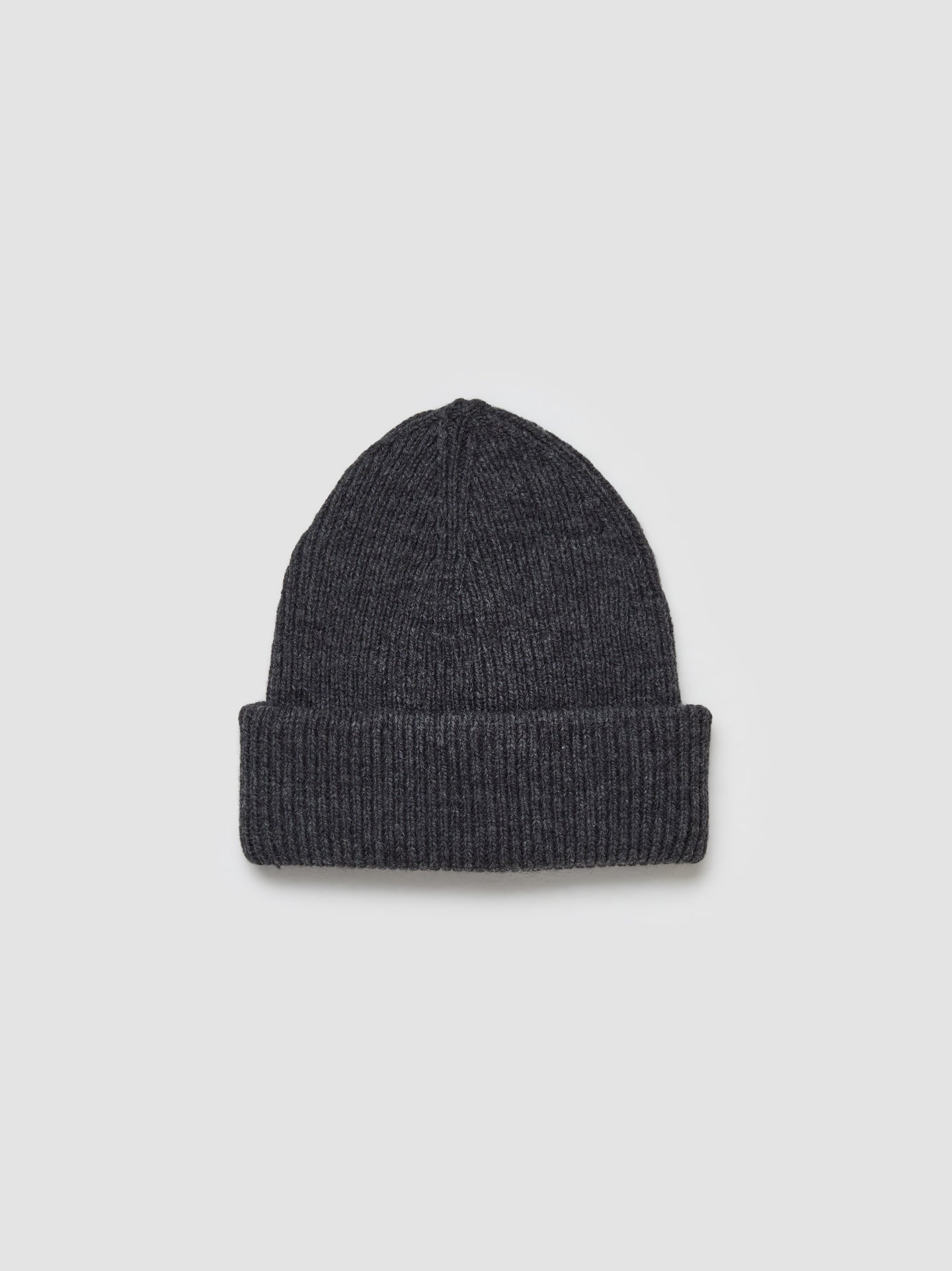 Knit Hat in Ash Melange Stately Wool