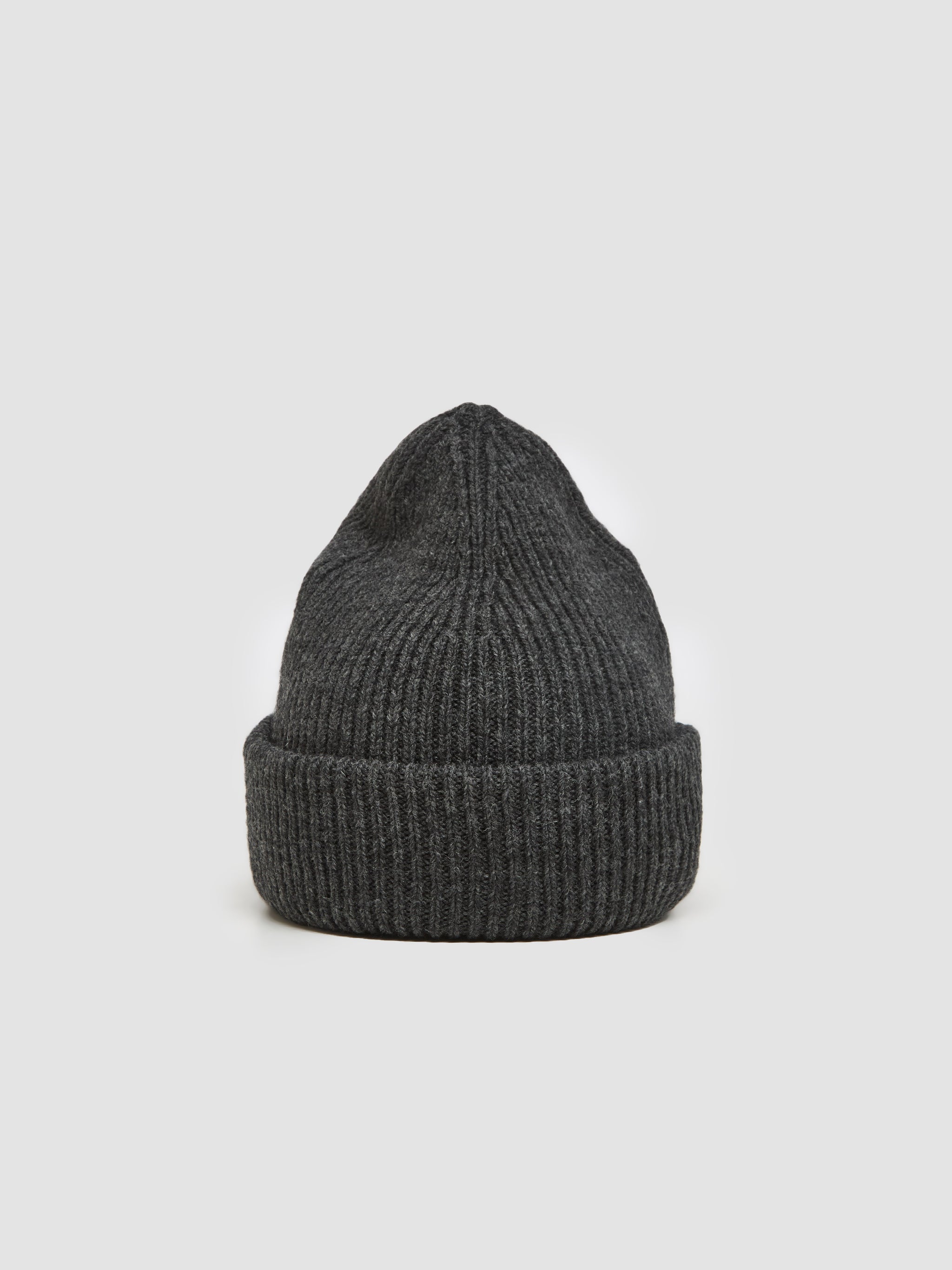 Knit Hat in Ash Melange Stately Wool