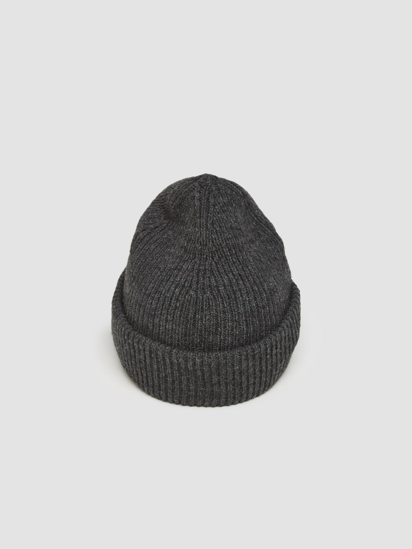 Knit Hat in Ash Melange Stately Wool