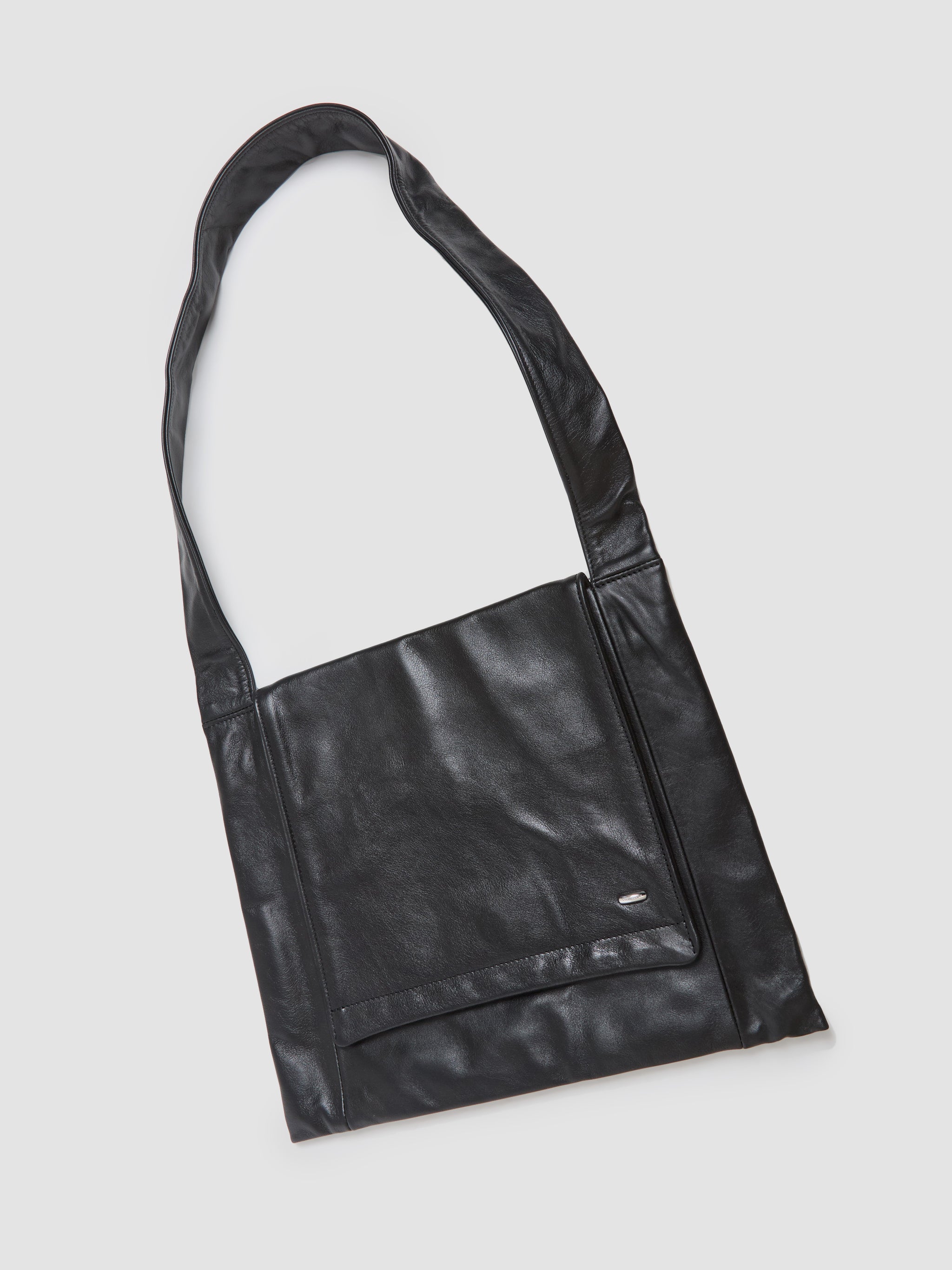 Slim Bag in Malleable Black Bull Hide