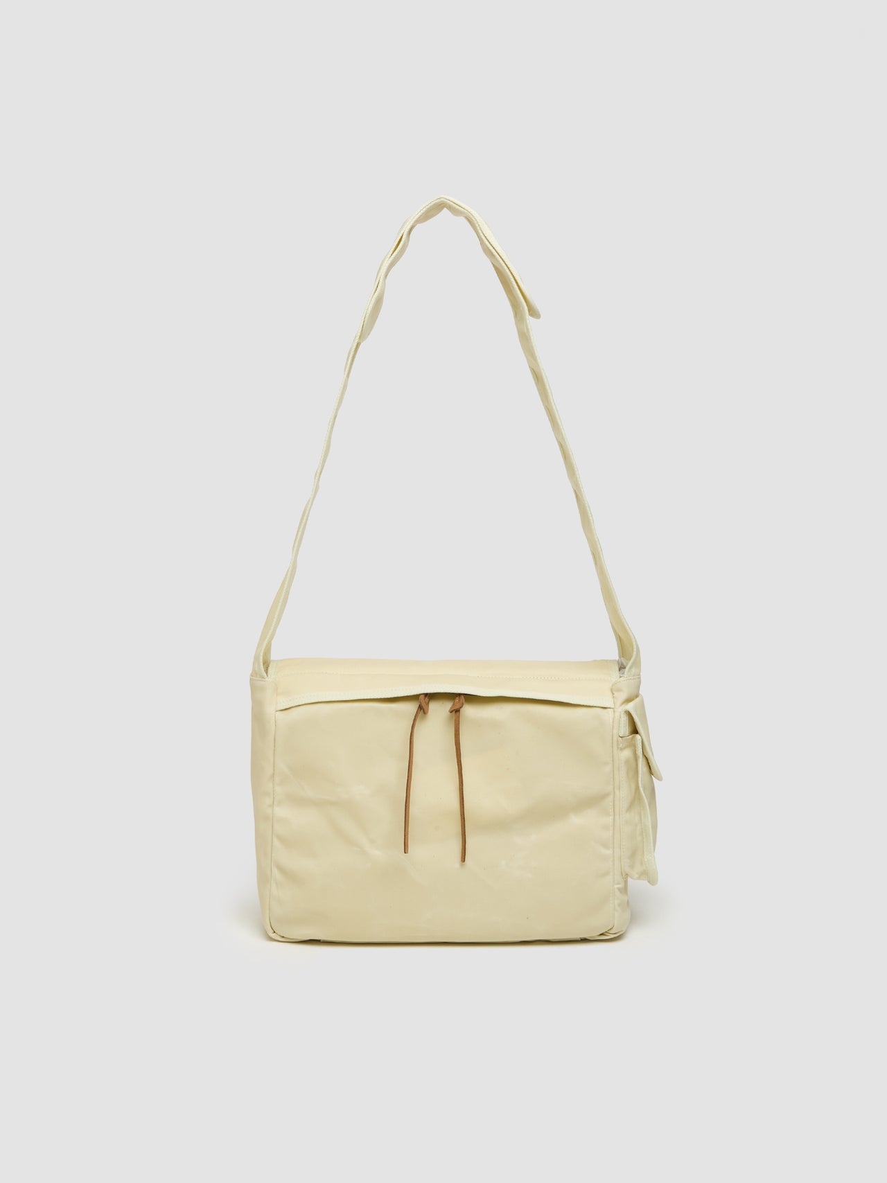 Messenger Bag in Cream Beige