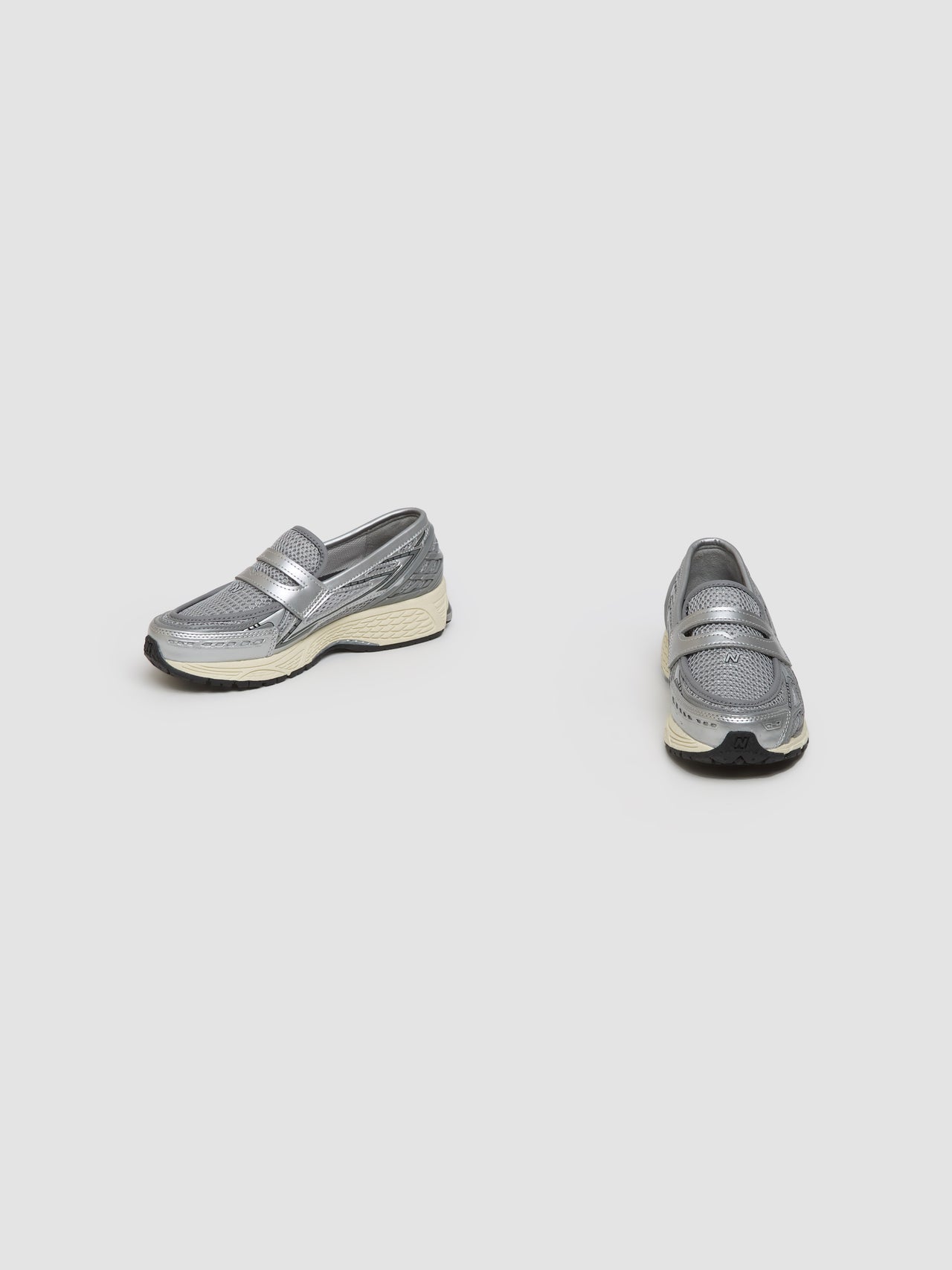 U1906L Loafers in Silver