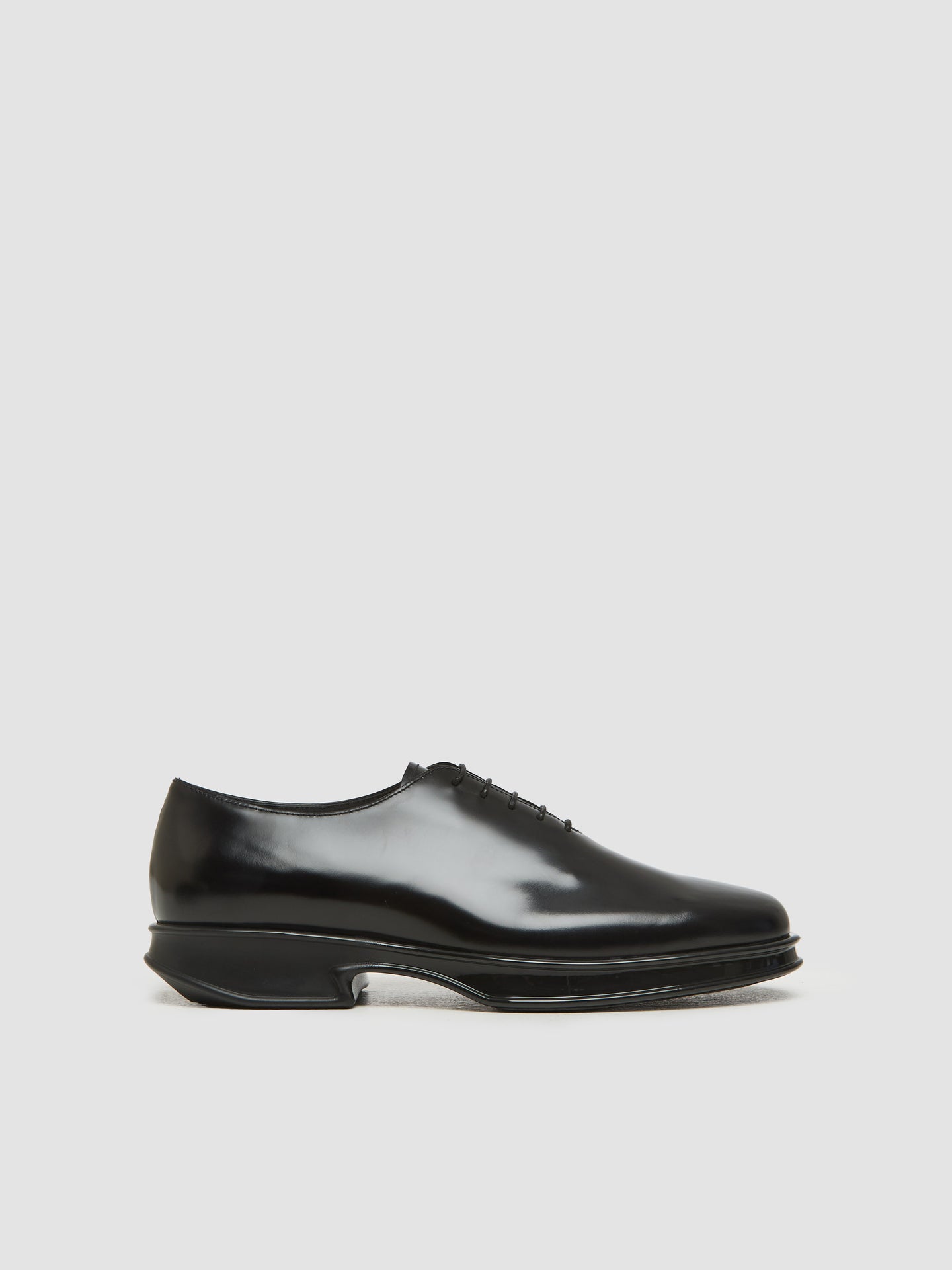 Brushed Leather Lace-Up Shoes in Black