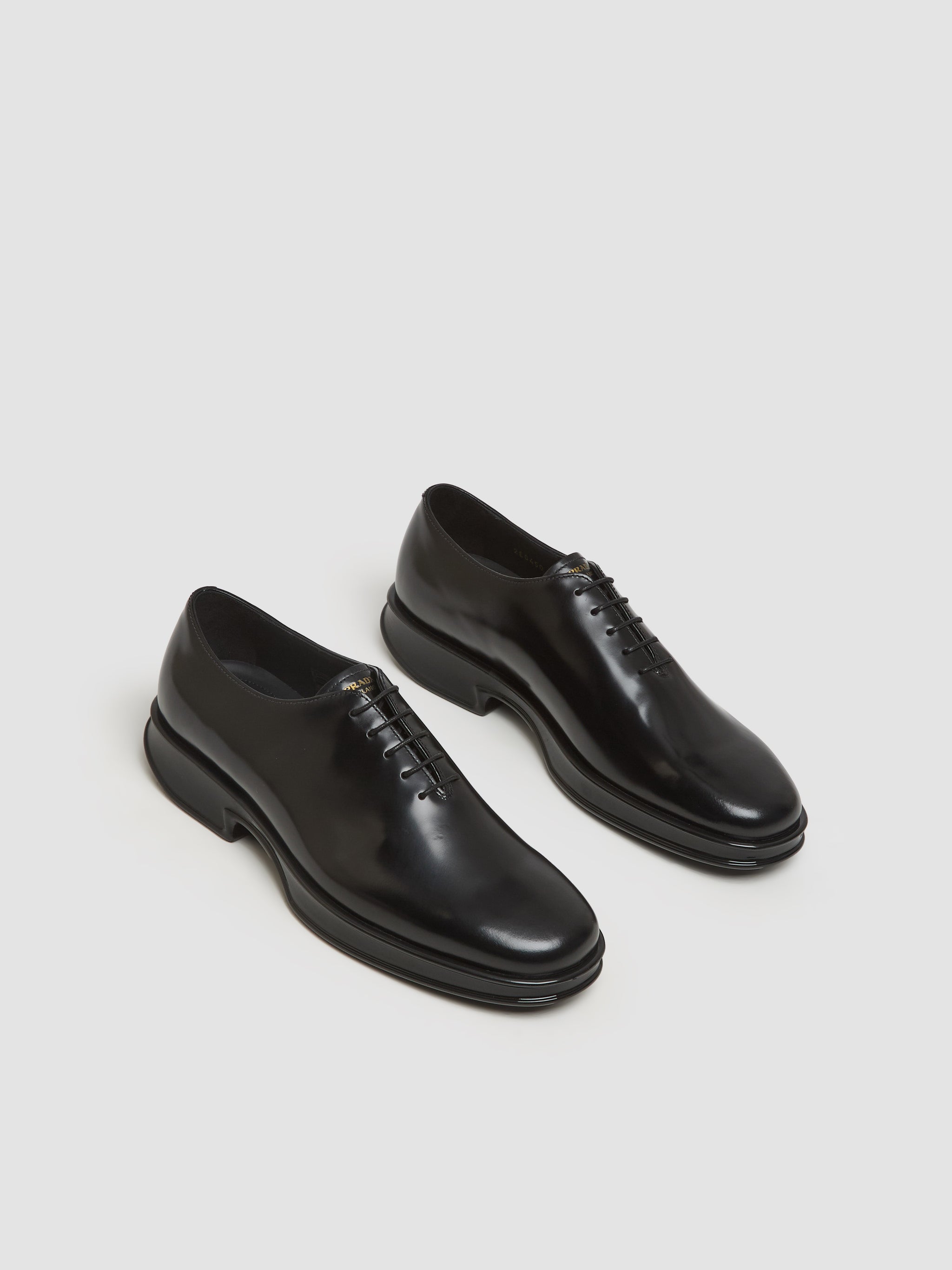 Brushed Leather Lace-Up Shoes in Black