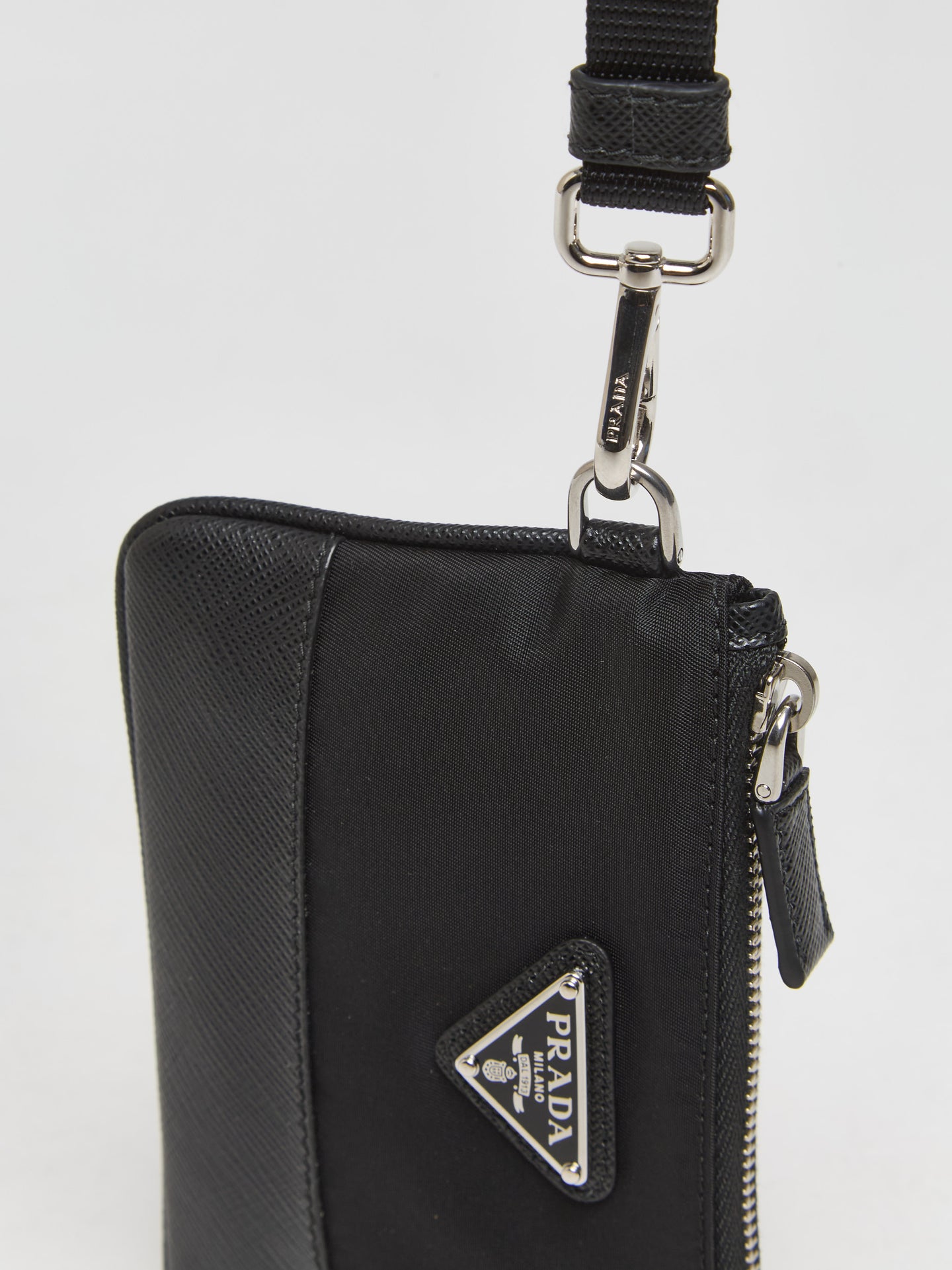 Re-Nylon Card Holder in Black