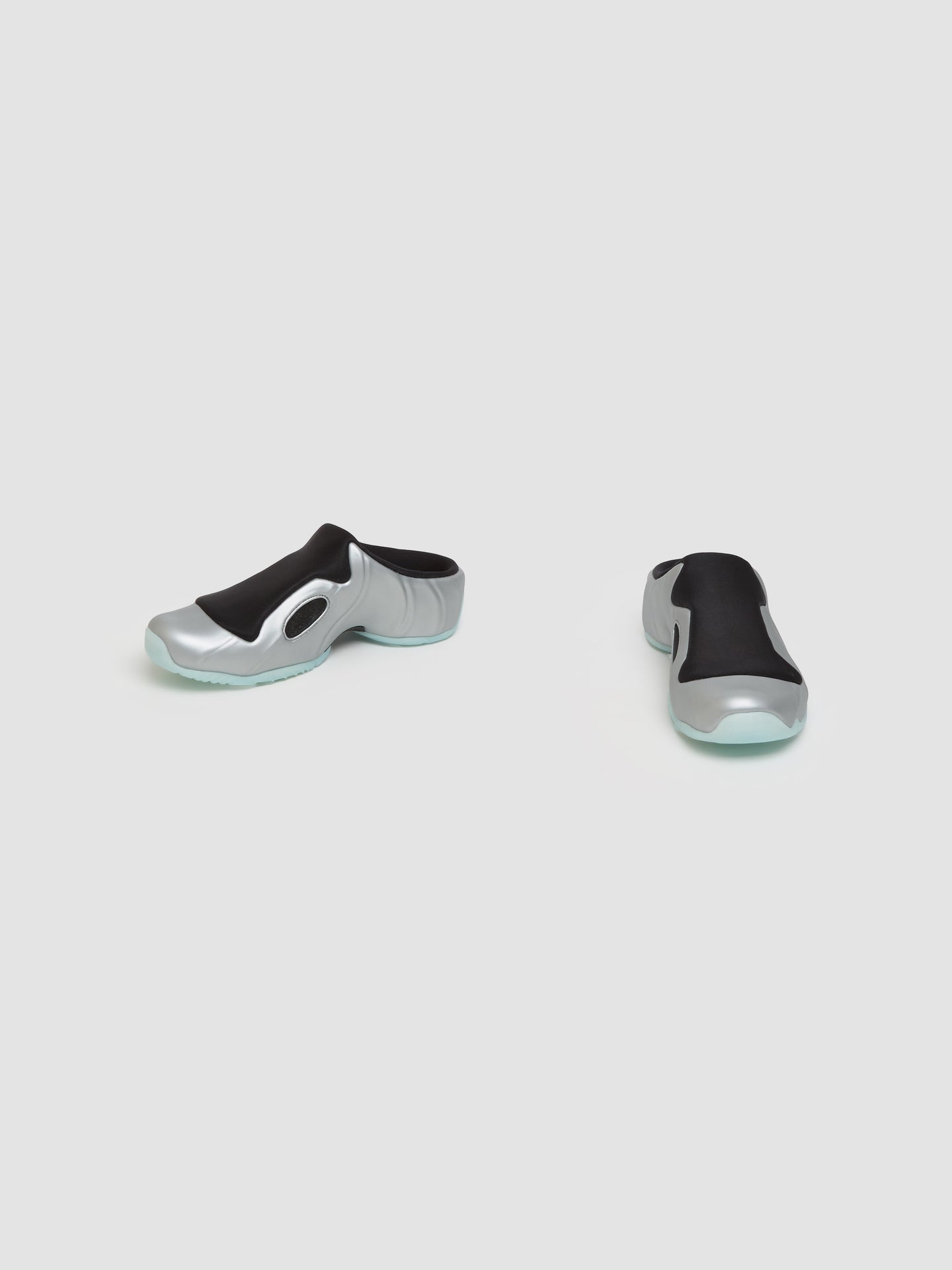 Clogposite Slide in Chrome & Black Ice