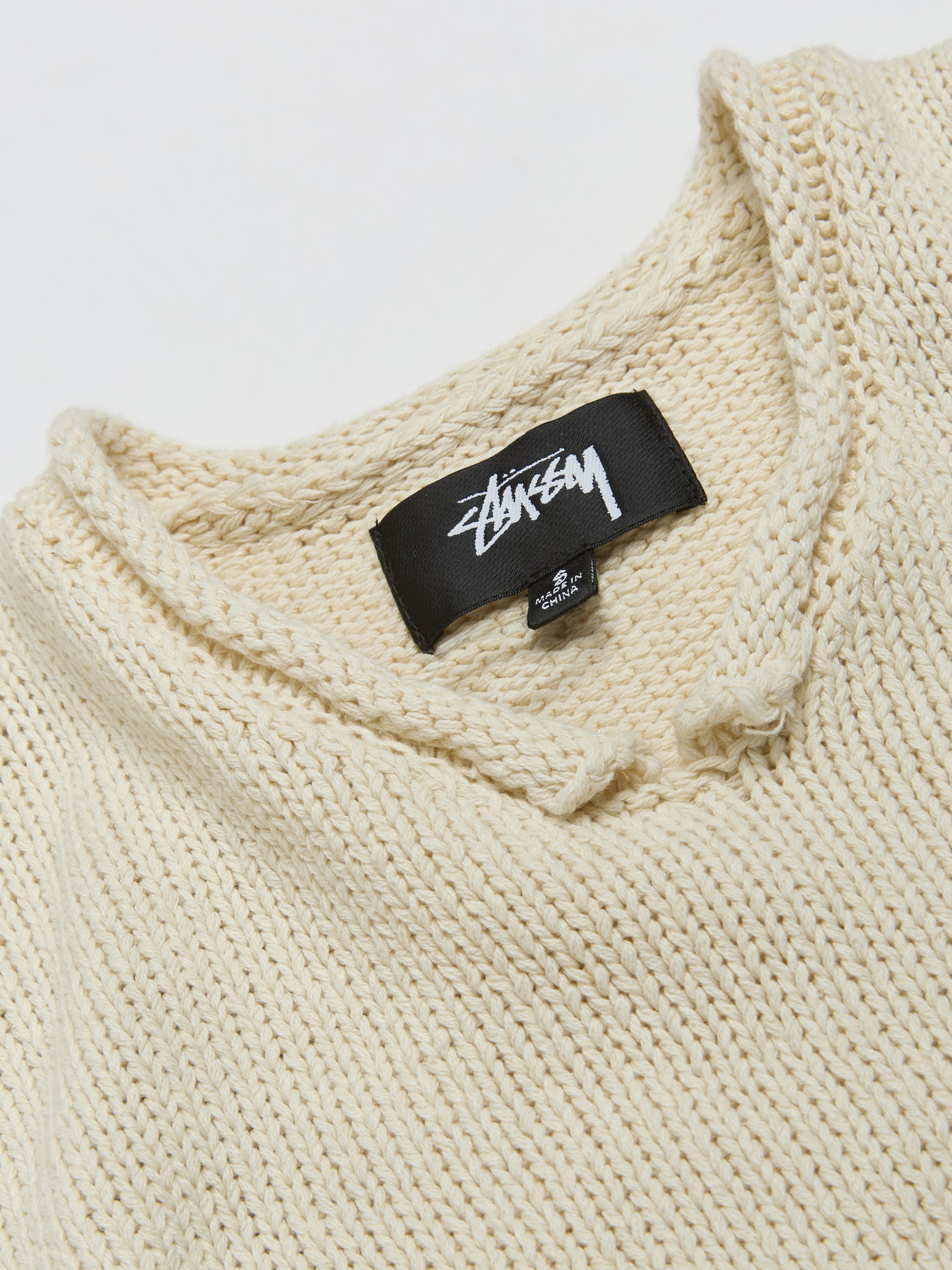 Roll V-Neck Sweater in Natural