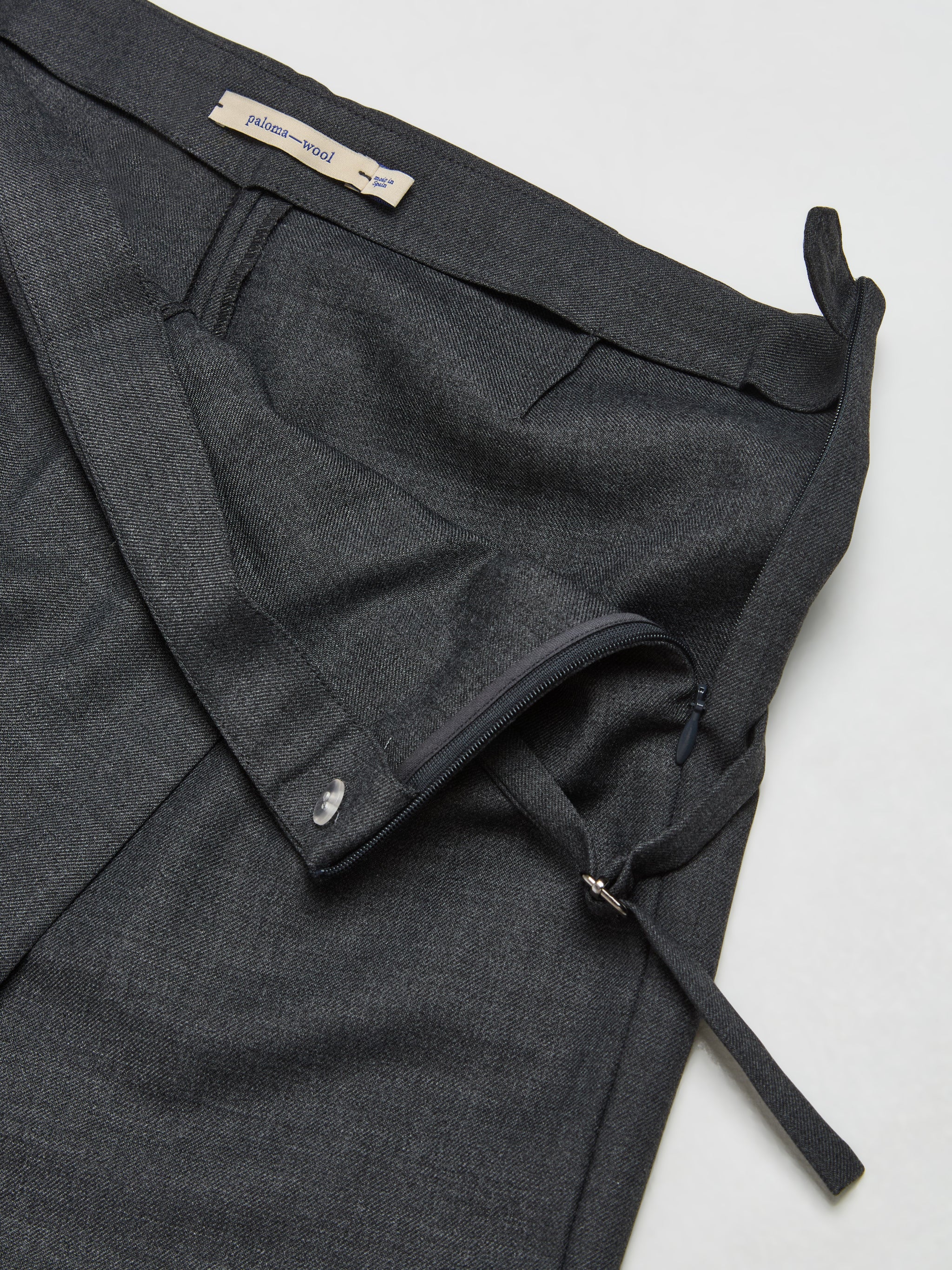 Archive Pants in Grey