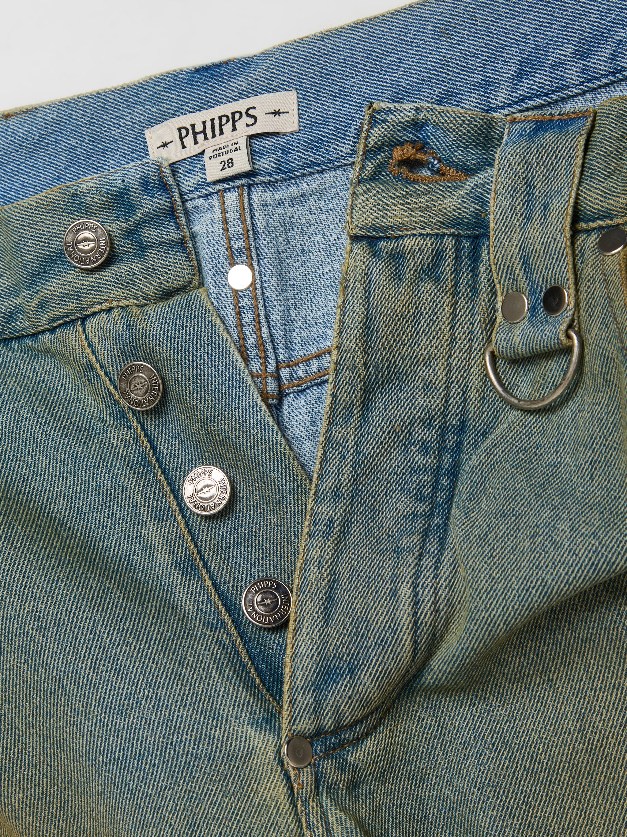 Stud Jeans in Grunge Wash