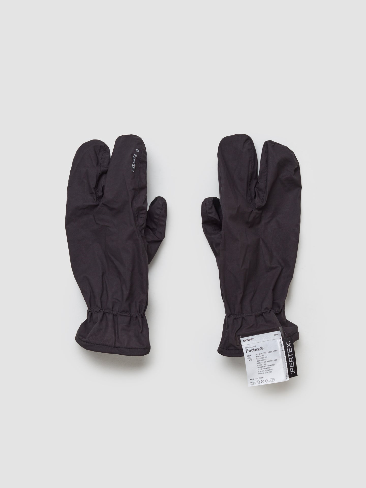 Pertex 3L Lobster Over Mitt in Black
