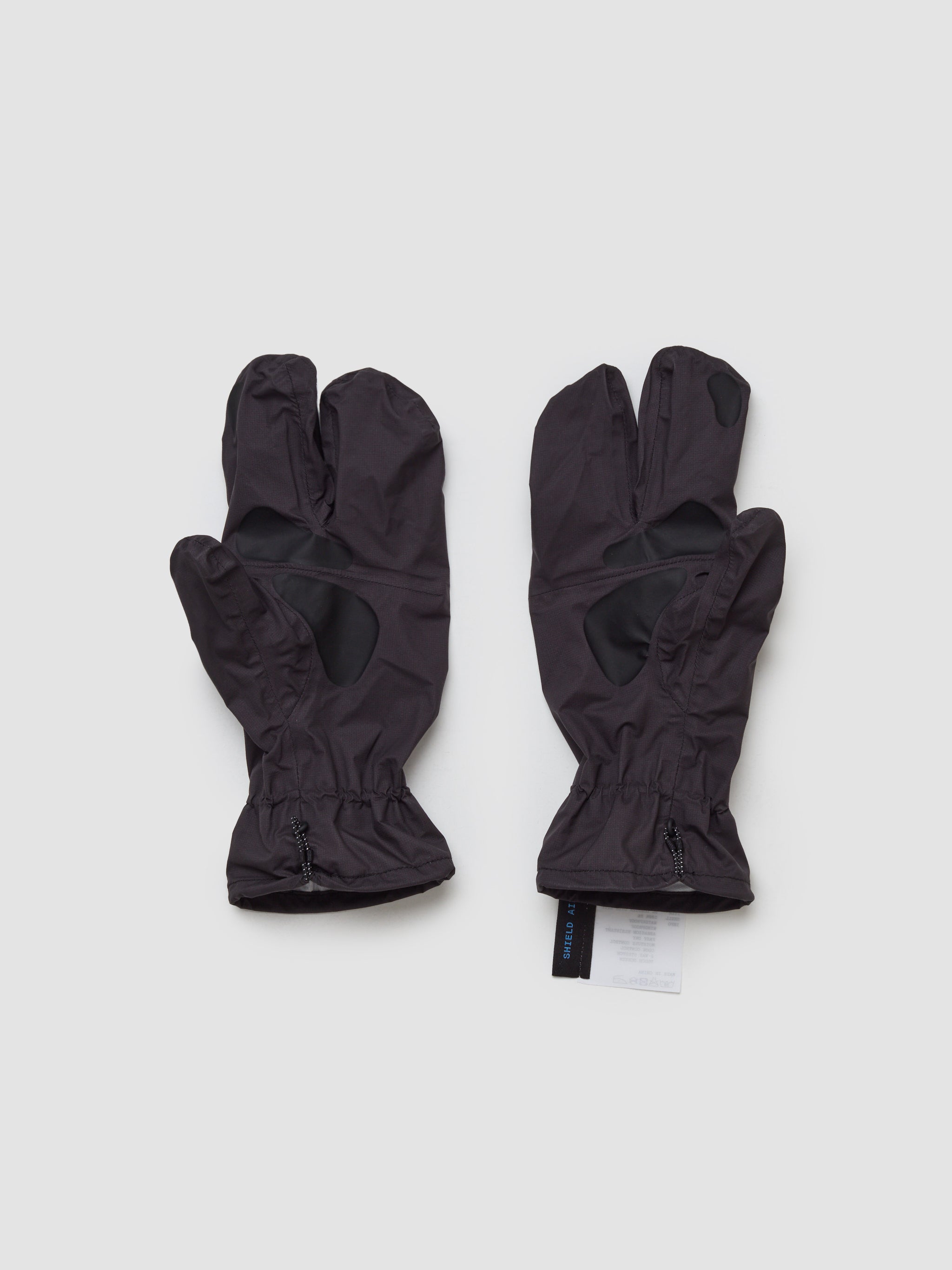 Pertex 3L Lobster Over Mitt in Black