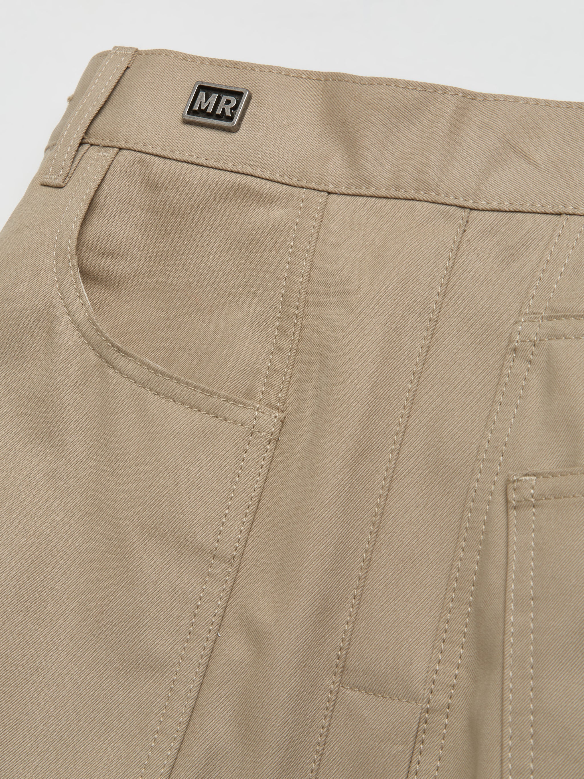 Sports Chino in Beige