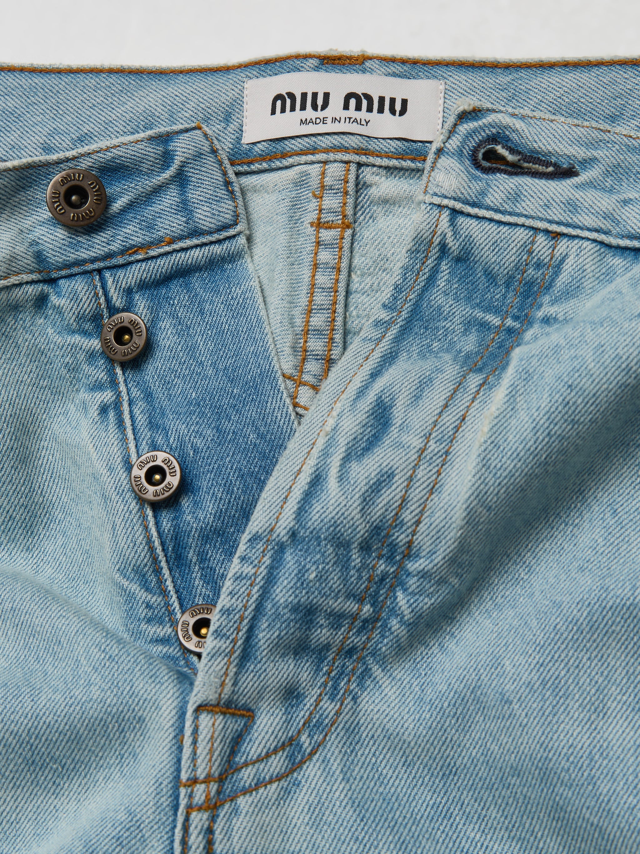 Logo Patch Jeans in Light Blue