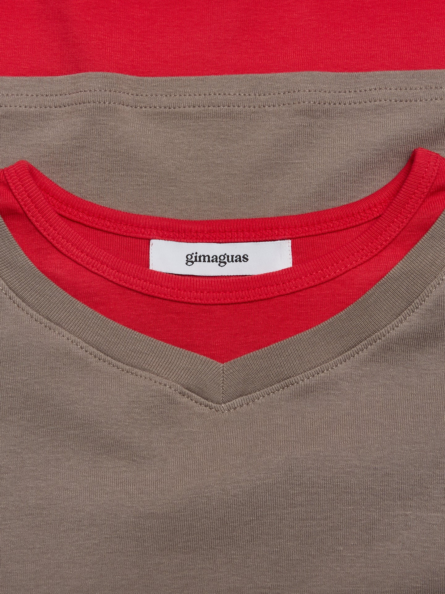 Rio T-Shirt in Grey & Red