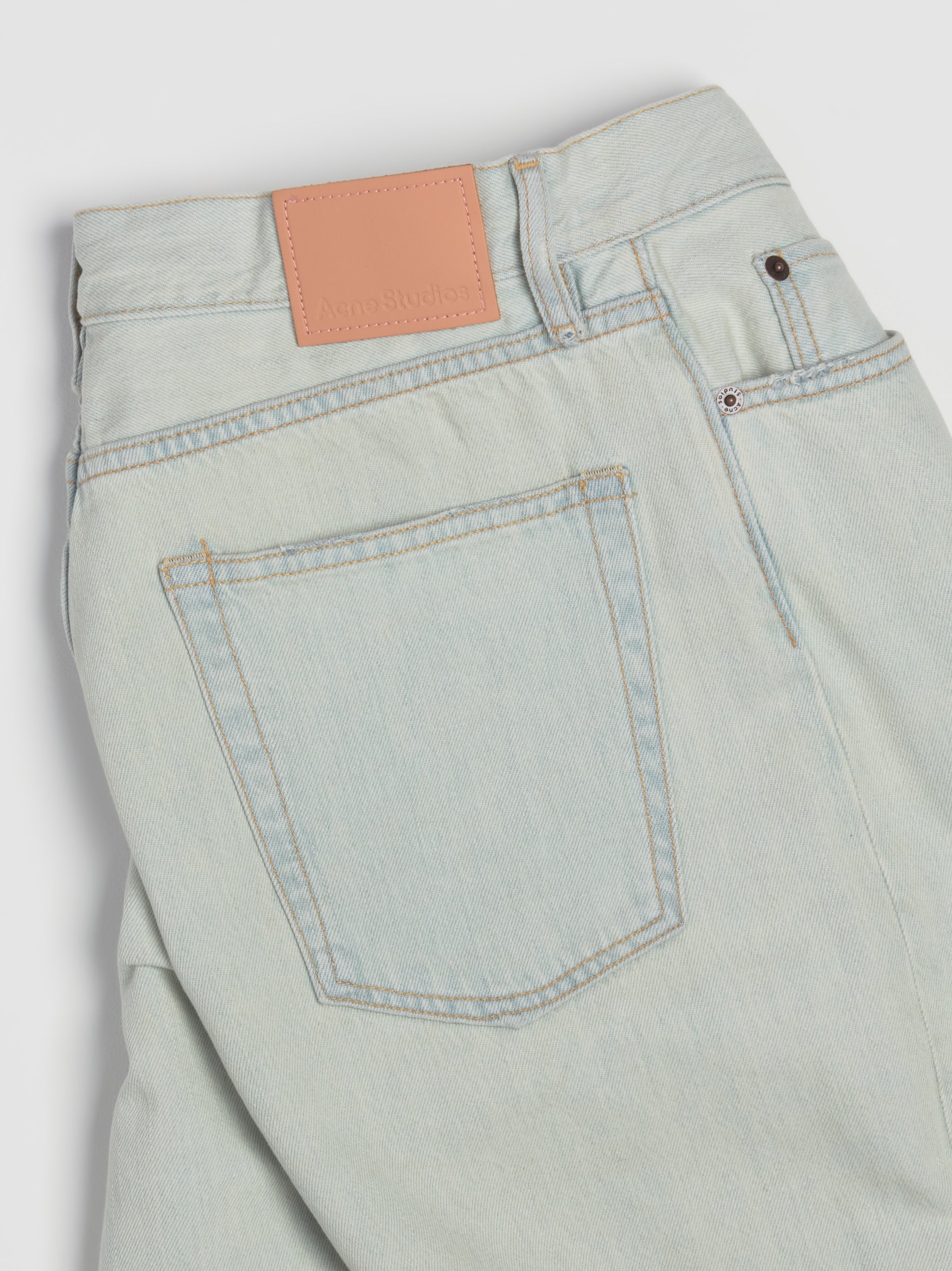 Loose Fit Jeans - 1981F in Light Blue