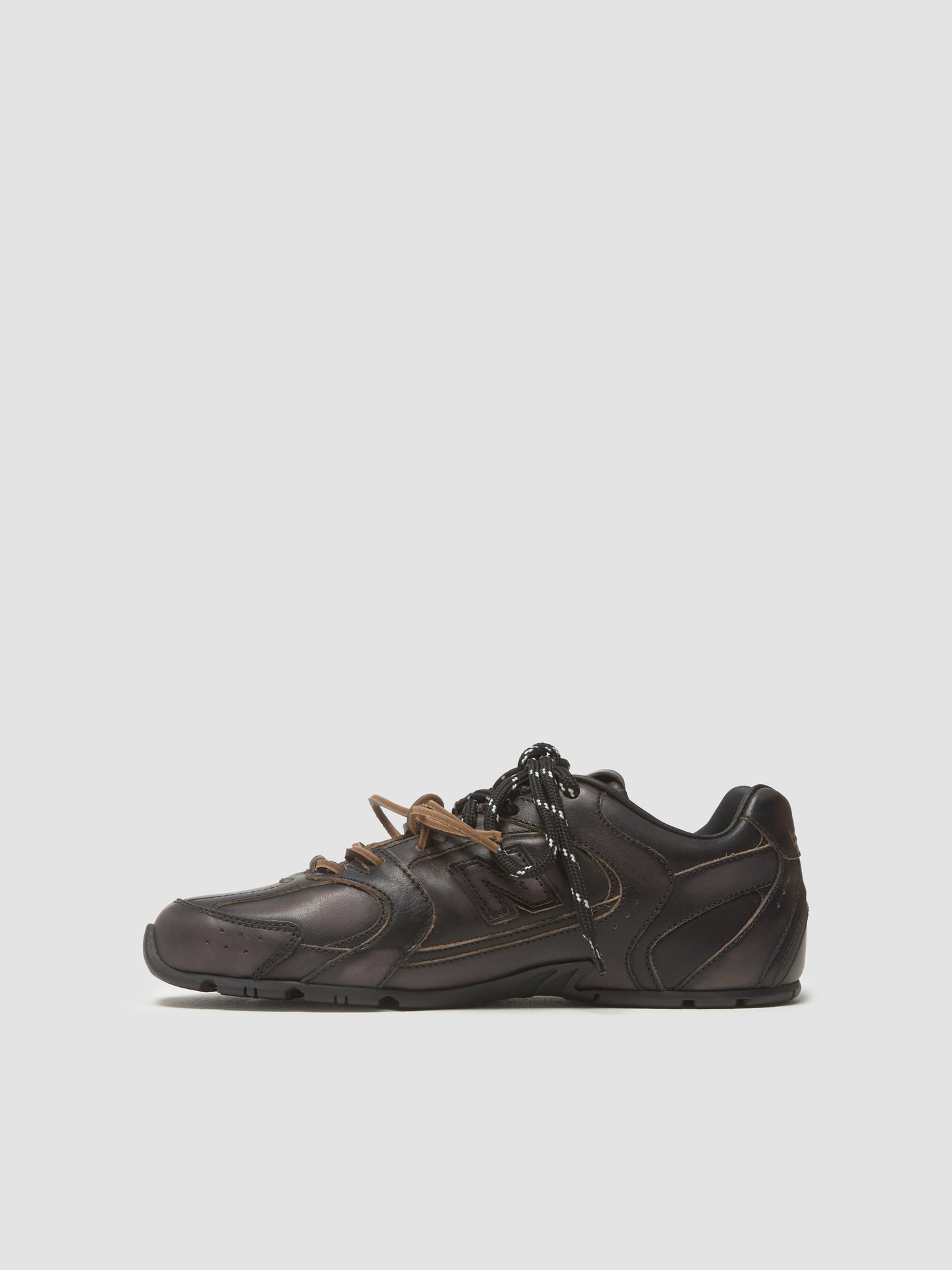 x New Balance 530 SL Leather Sneaker in Black