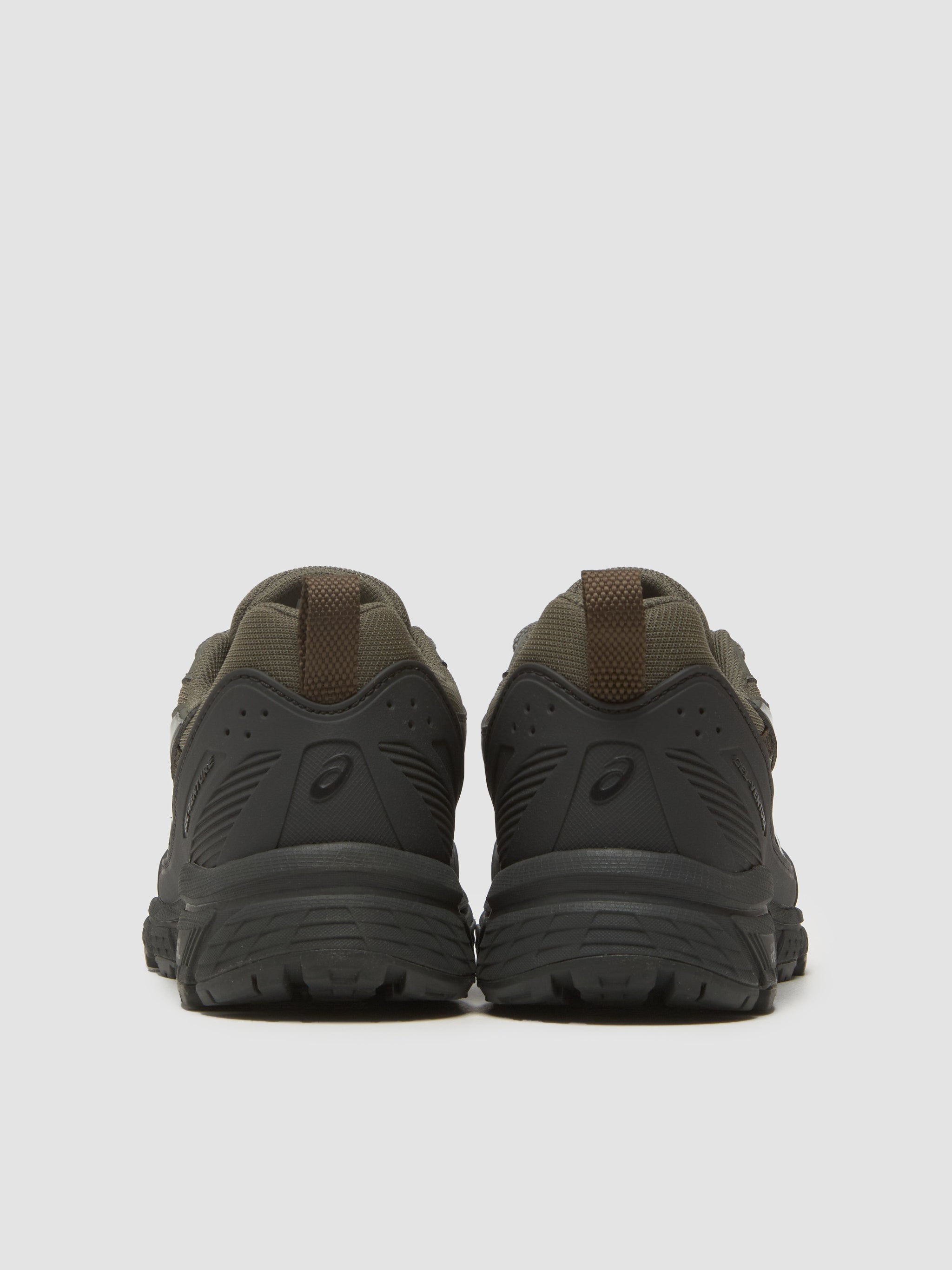GEL-VENTURE 6 SHIELD Sneaker in Graphite Grey