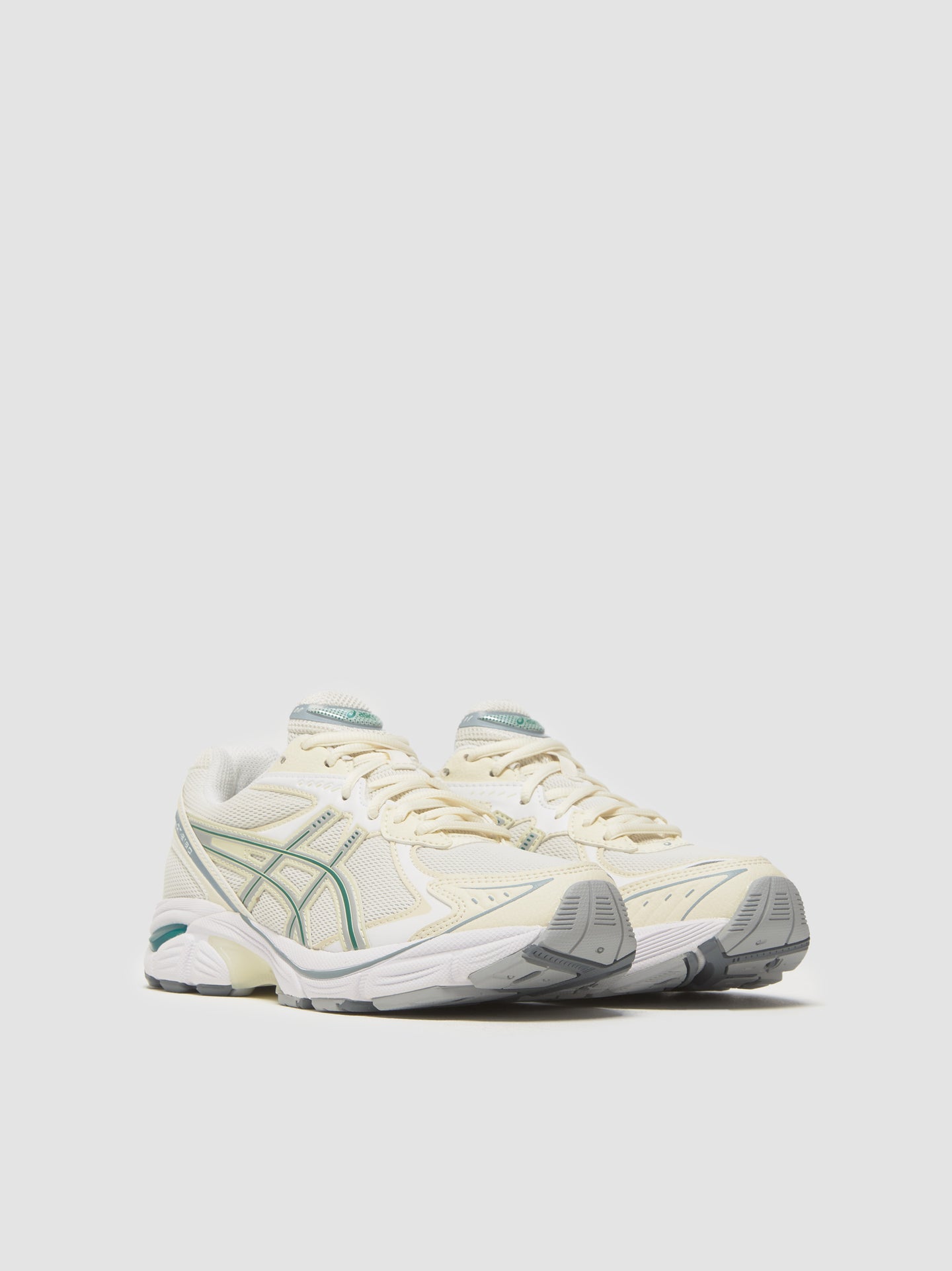 GT-2160 Sneaker in Cream & Jasper Green