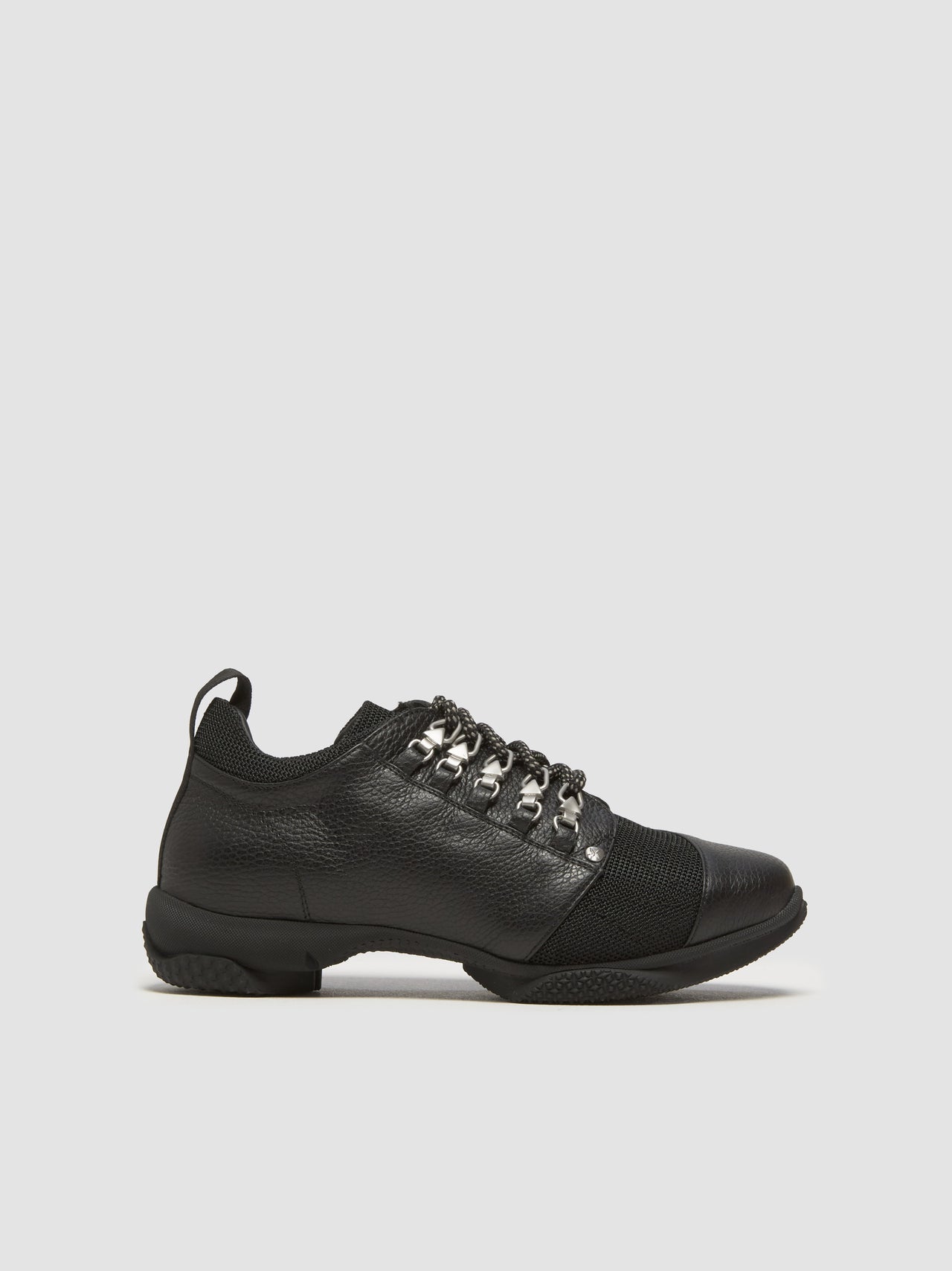 Knox Lace-Up Shoes in Nero