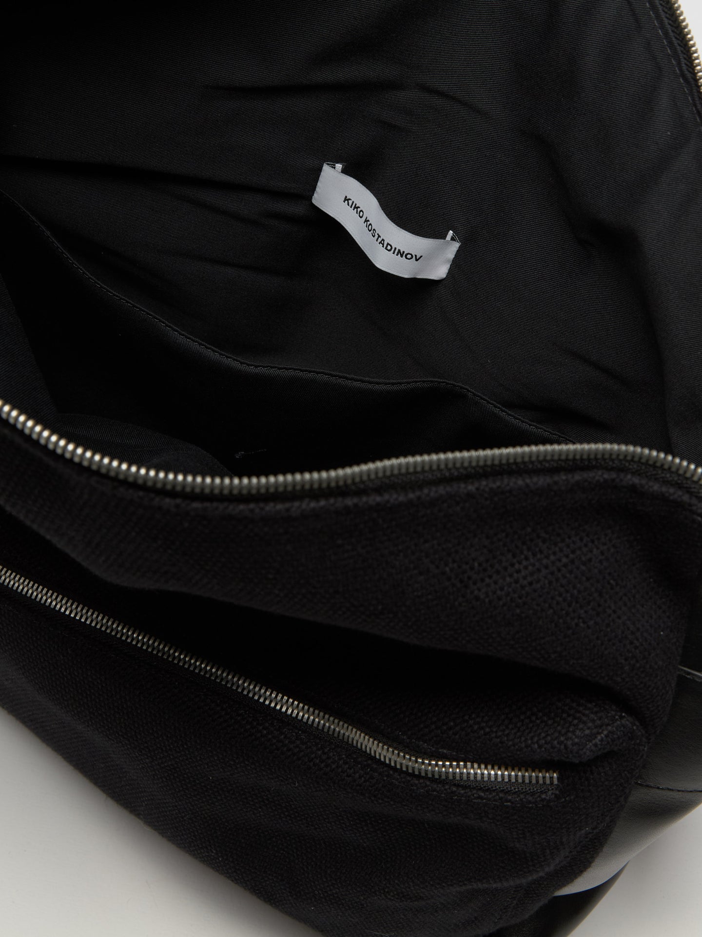 Jarocka Shoulder Bag in Black & Midnight