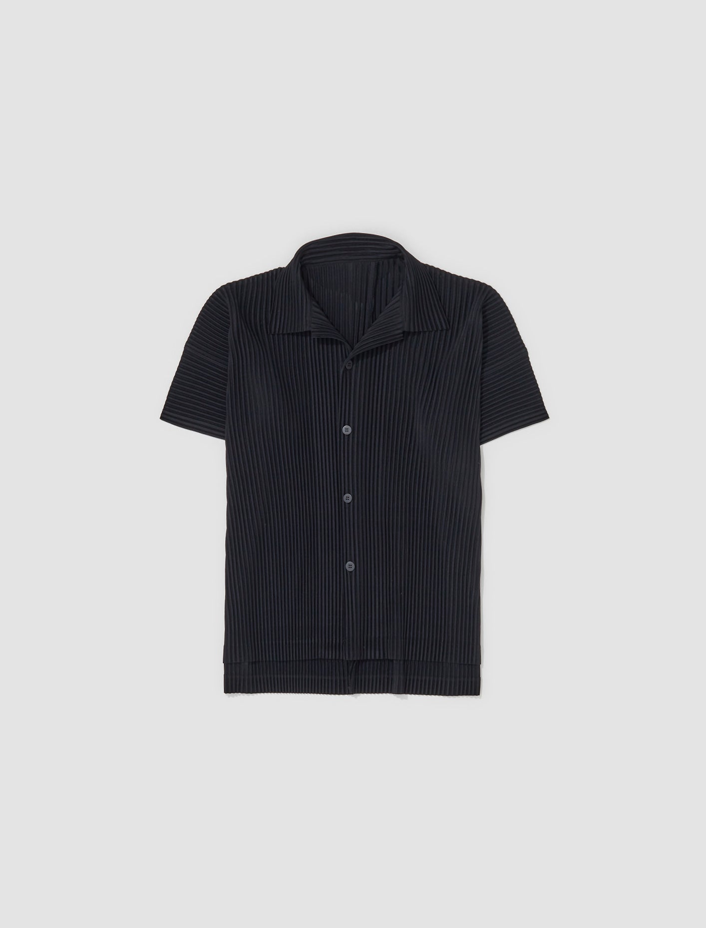 Pleated Short Sleeved Button Up Shirt in Black
