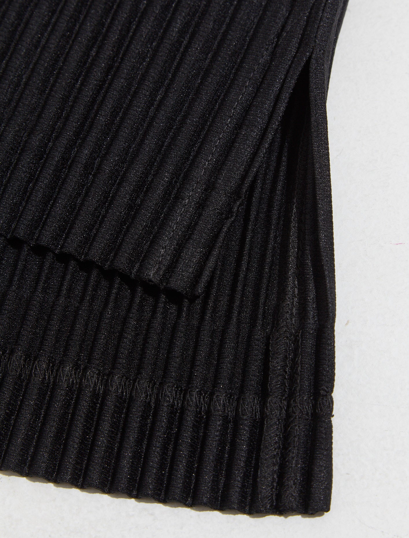 Pleated Short Sleeved Button Up Shirt in Black