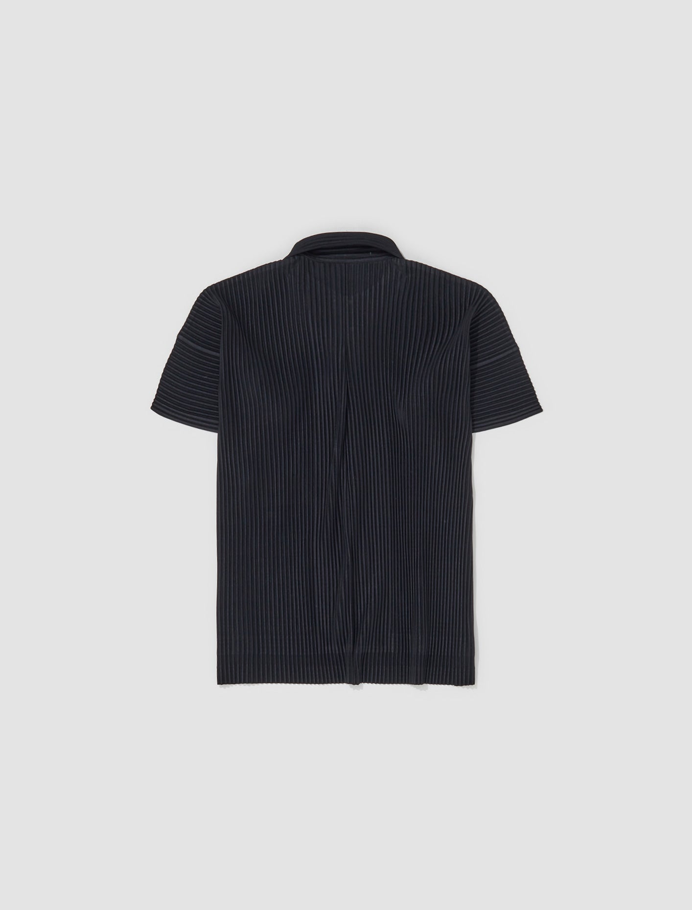 Pleated Short Sleeved Button Up Shirt in Black