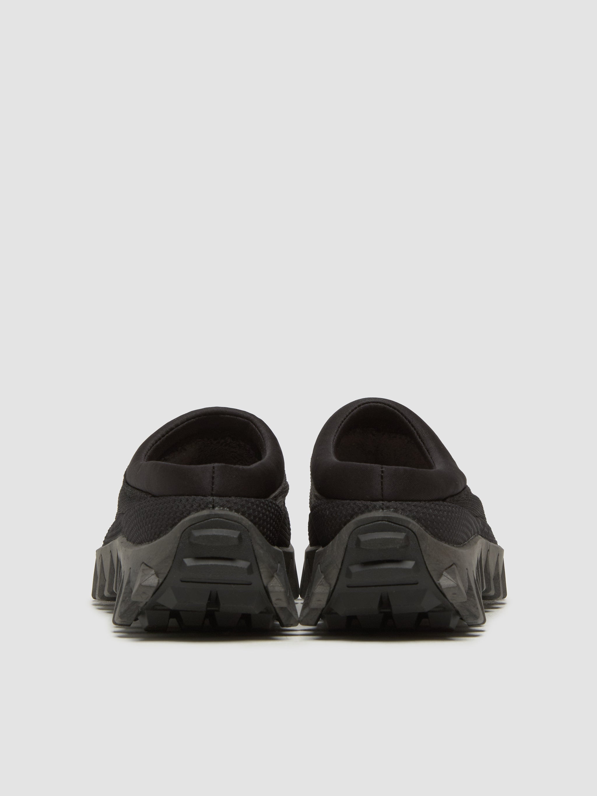 SNOWCLOG Sneaker in Black