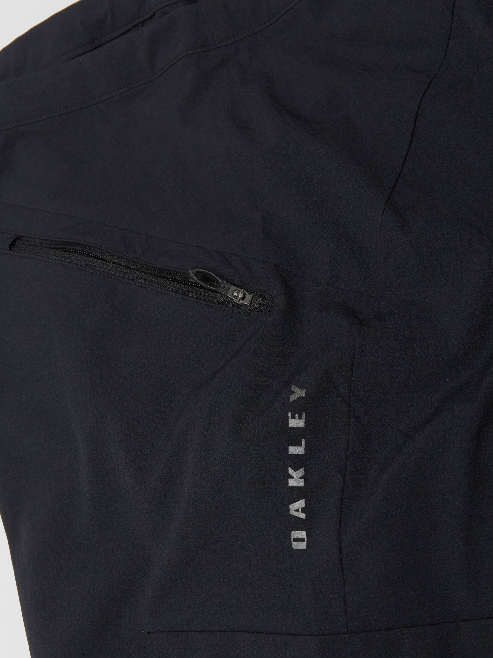 Latitude Flex Cargo Pants in Blackout