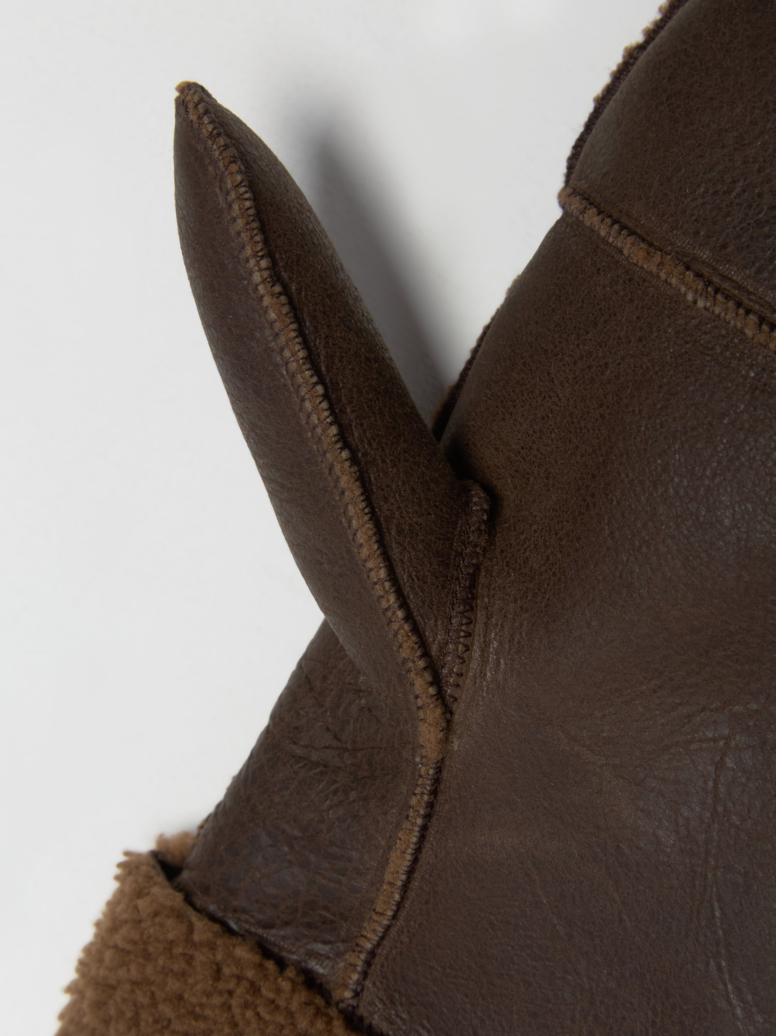 Shearling Mittens in Rustic Grain Brown