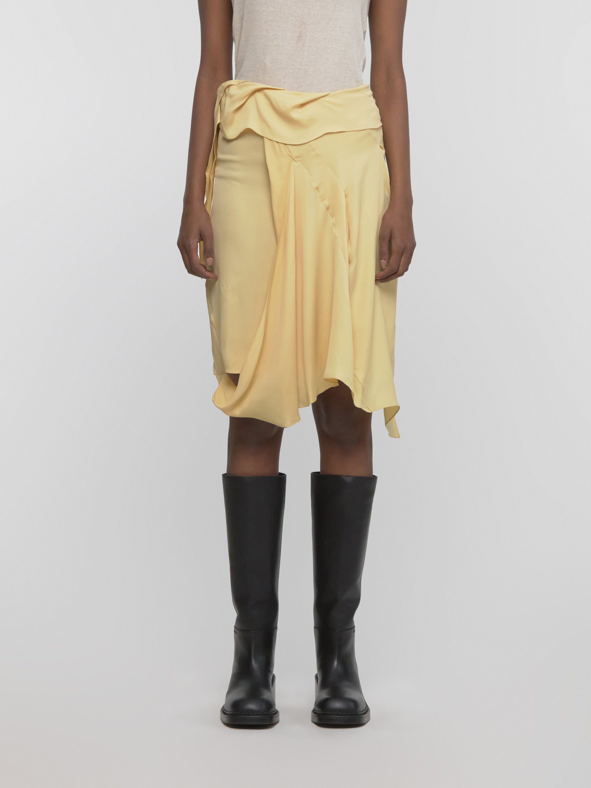 Kukri Draped Skirt in Pale Yellow