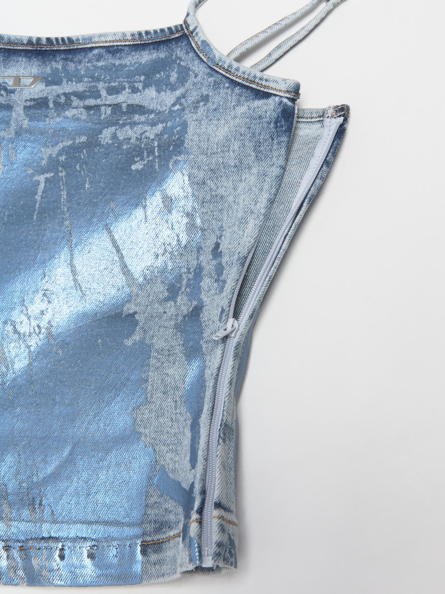 DE-Ila Denim Top in Blue & Silver