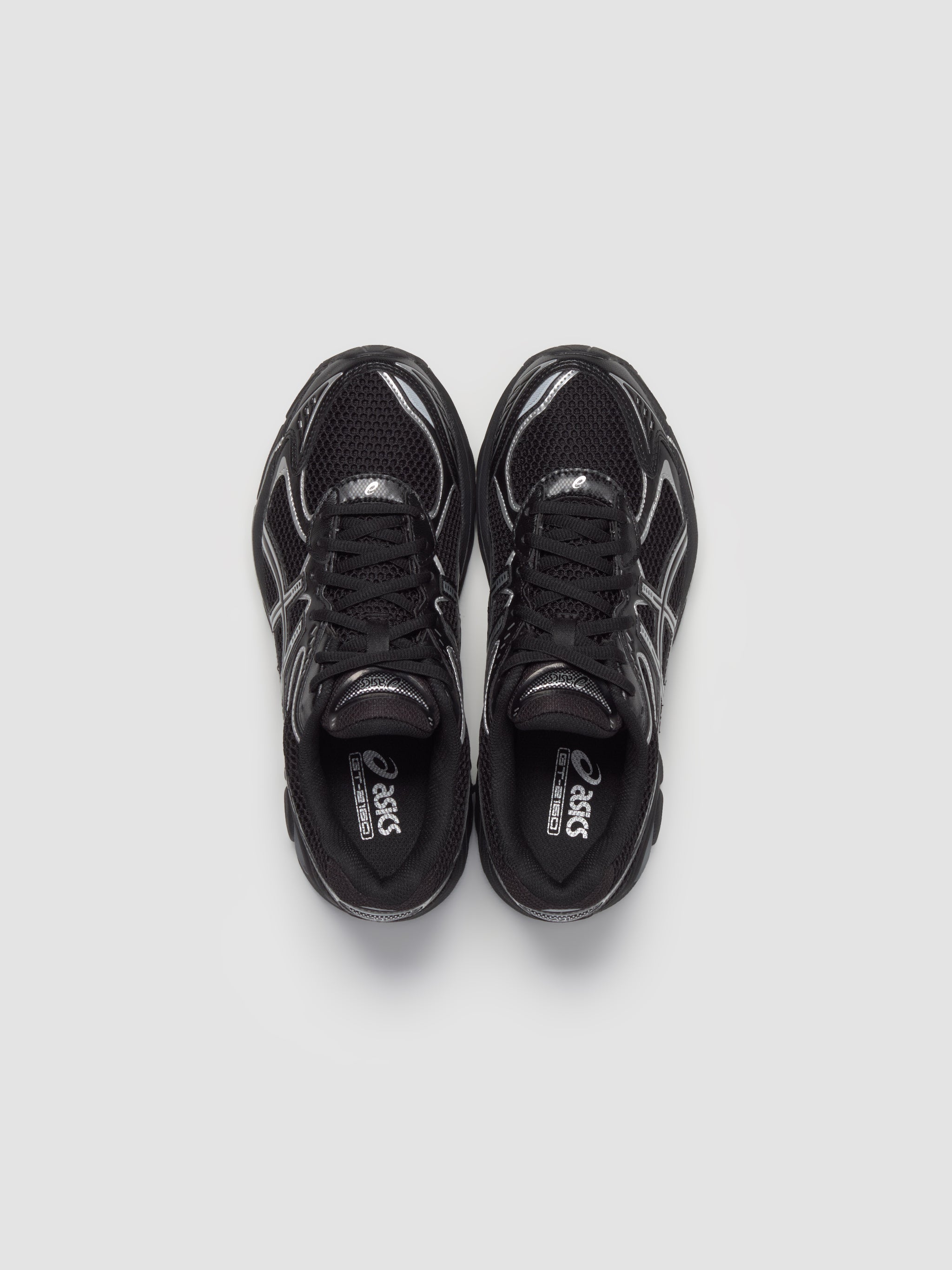 GT-2160 Sneaker in Black & Pure Silver