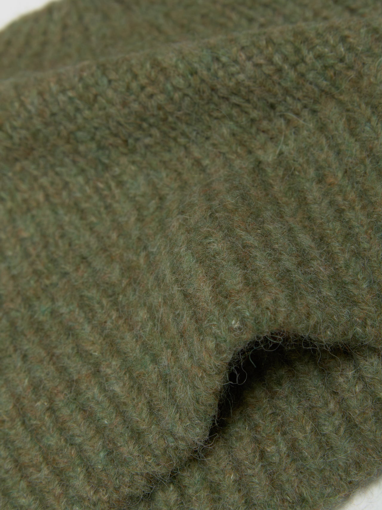 Moss Beanie in Olive