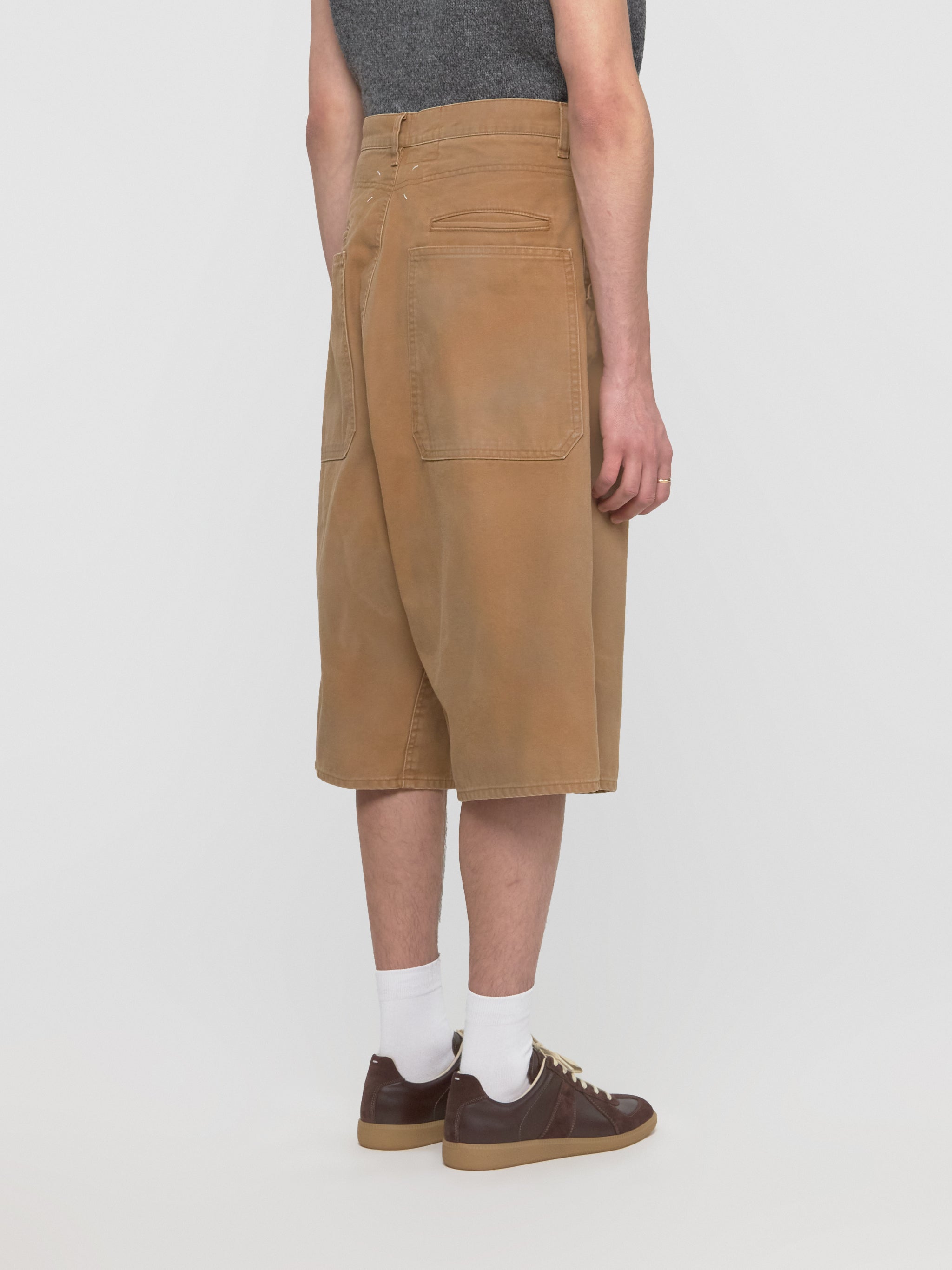 Shorts in Ochre