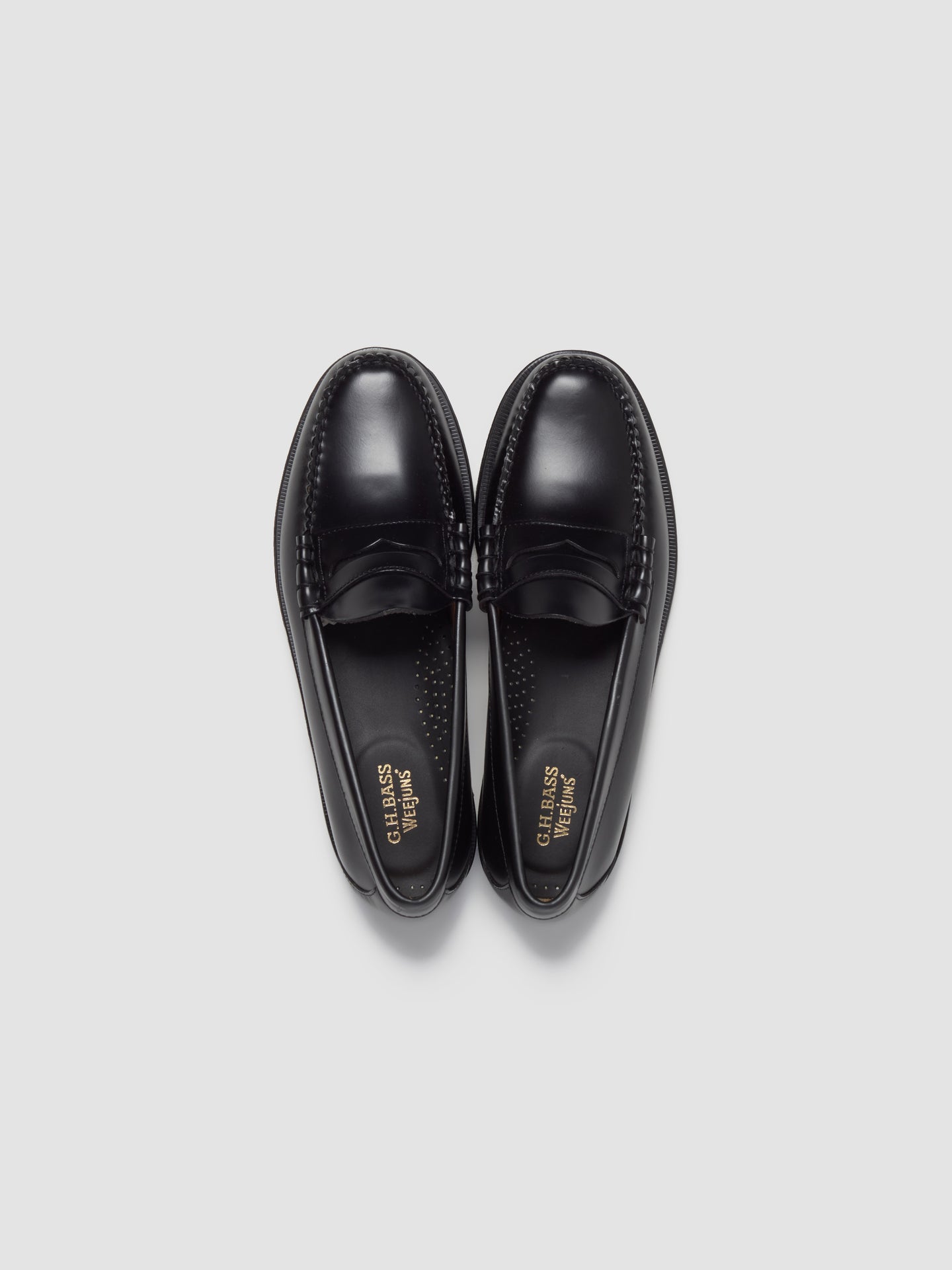 Weejun Heritage Larson Penny Loafers in Black