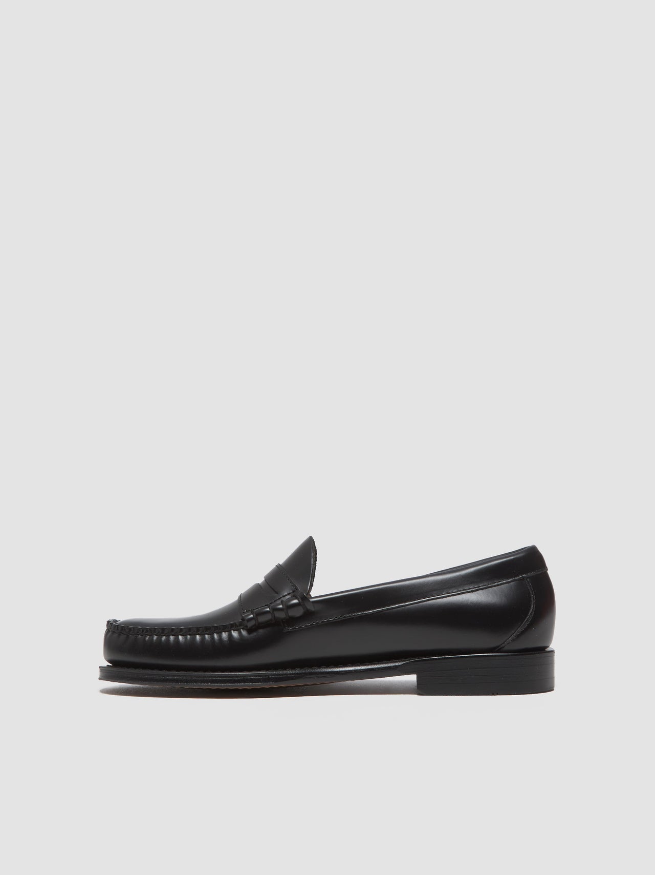 Weejun Heritage Larson Penny Loafers in Black