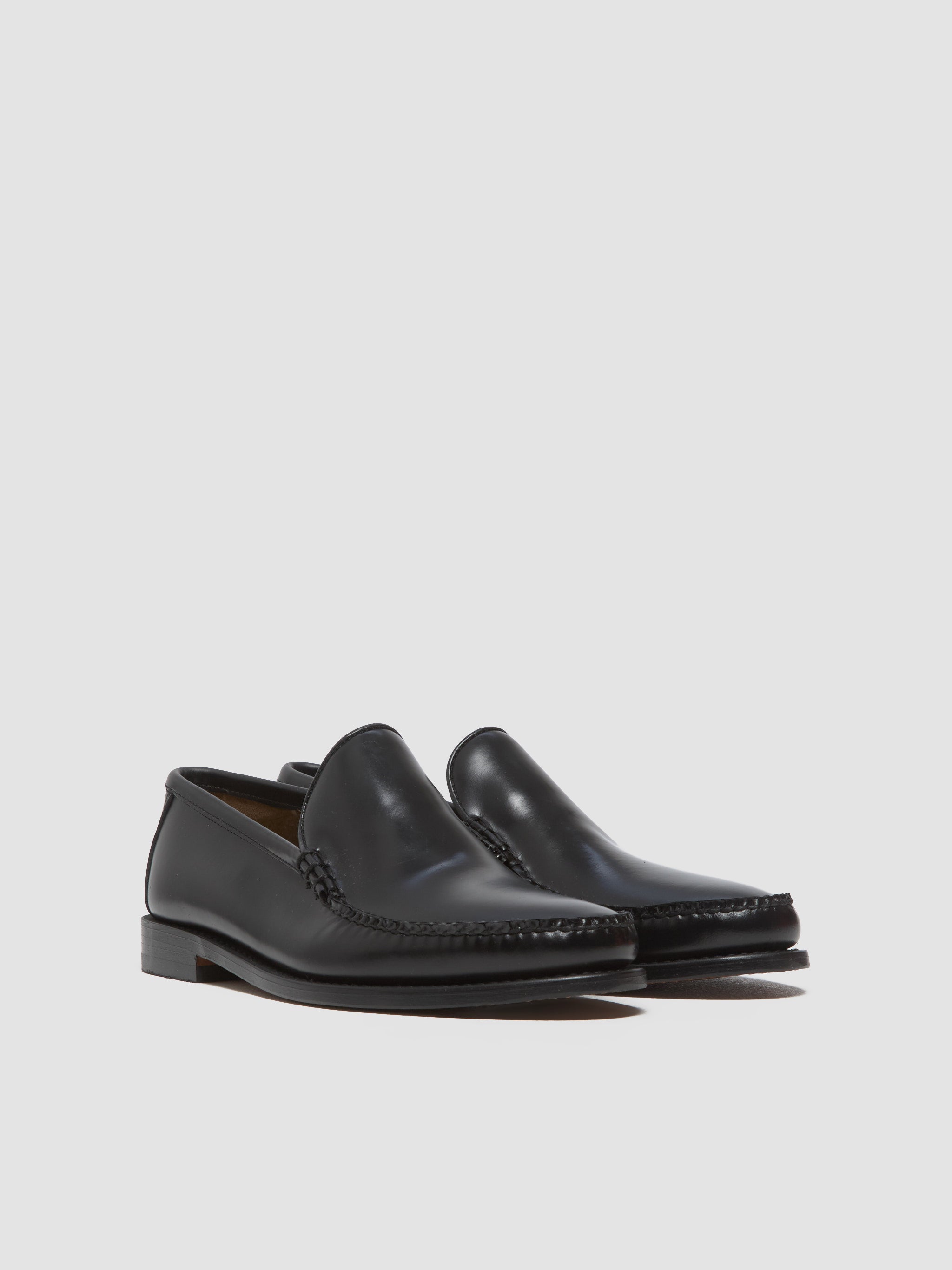 Cobra Venetian Loafers in Black