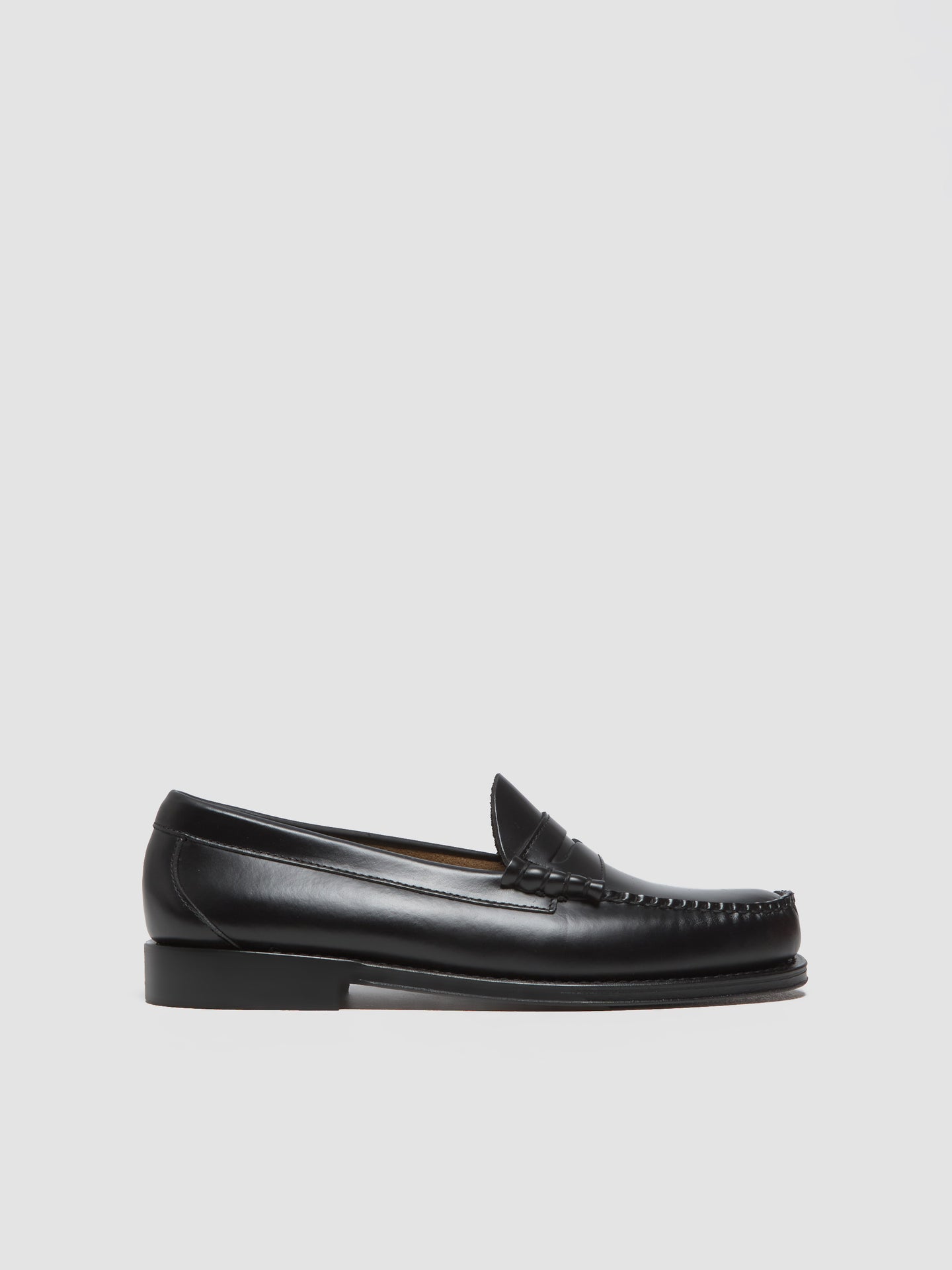 Weejun Heritage Larson Penny Loafers in Black