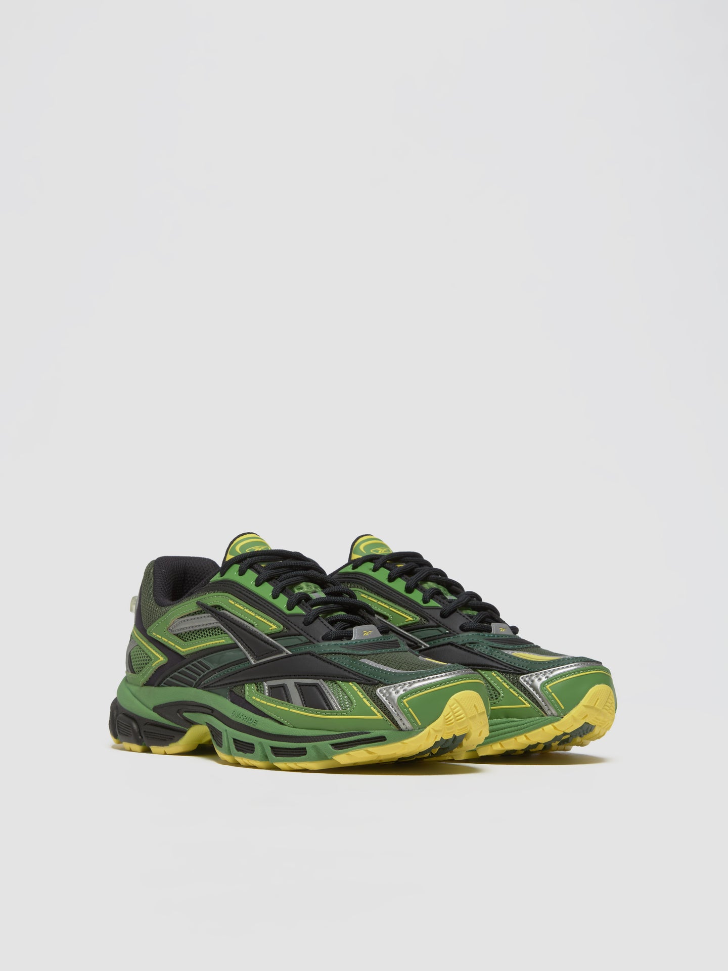 Premier Road Ultra Sneaker in Extra Green