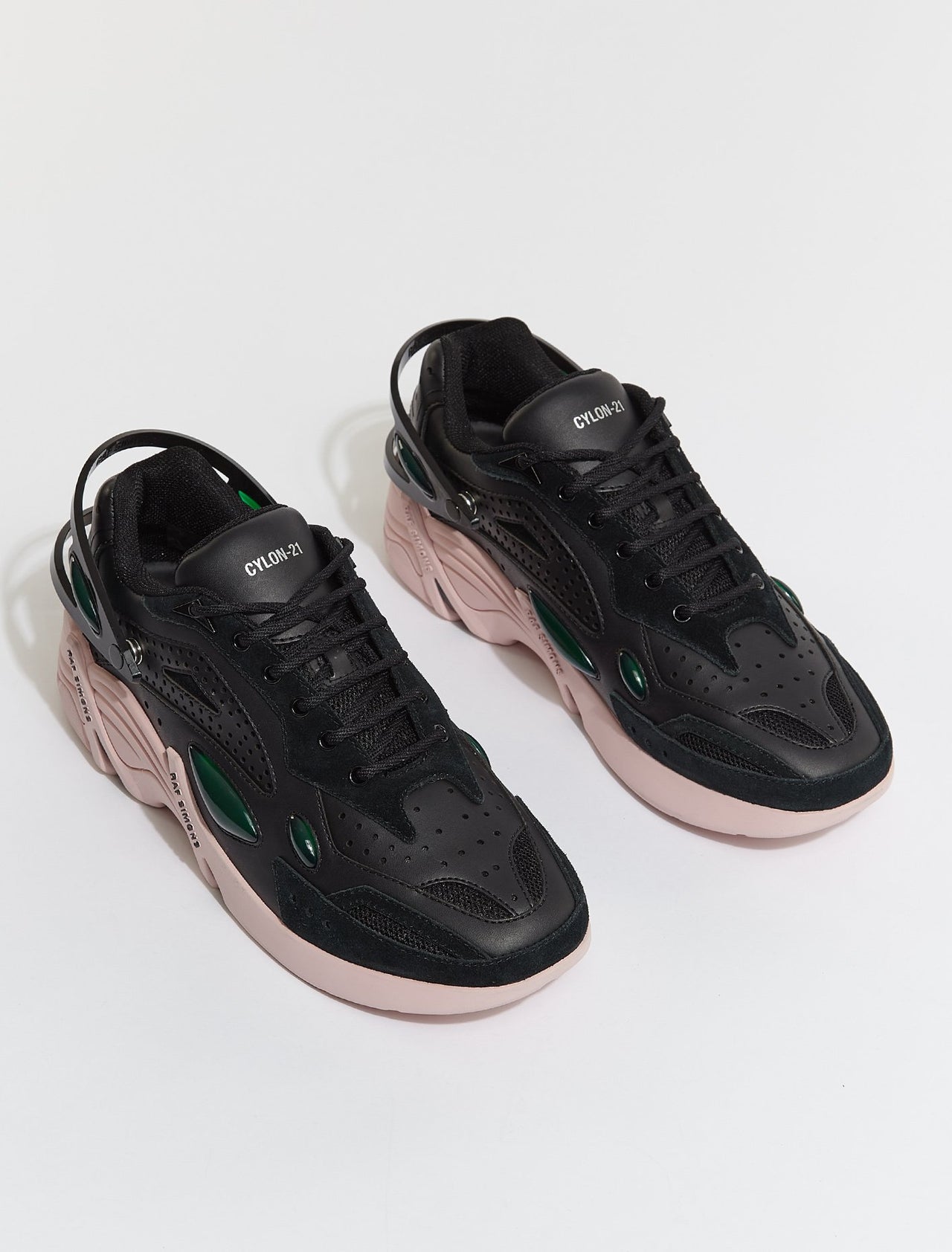 RS (Runner) Cylon-21 Sneaker in Black & Pink