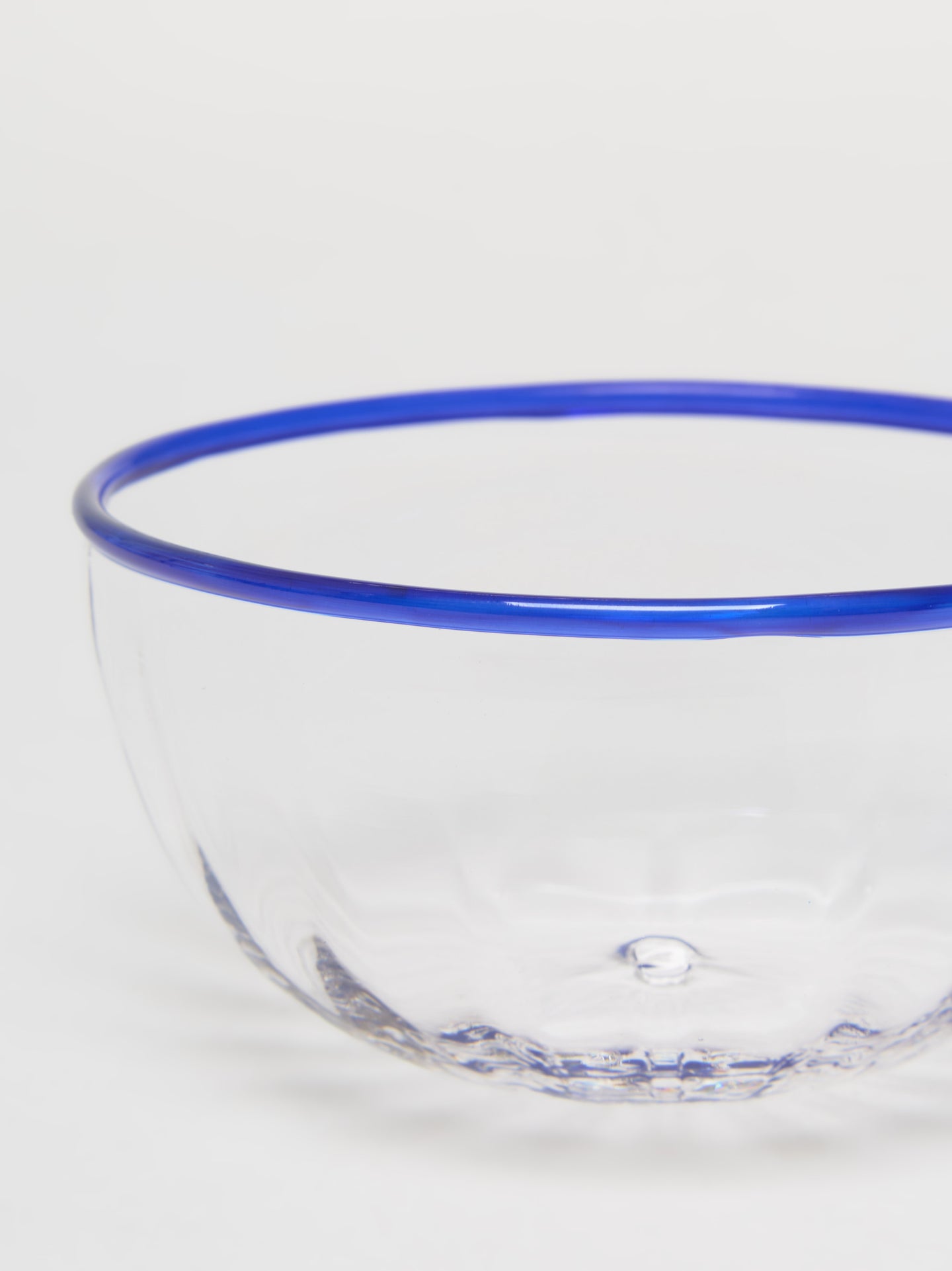 Peter Bowl in Sapphire Rim