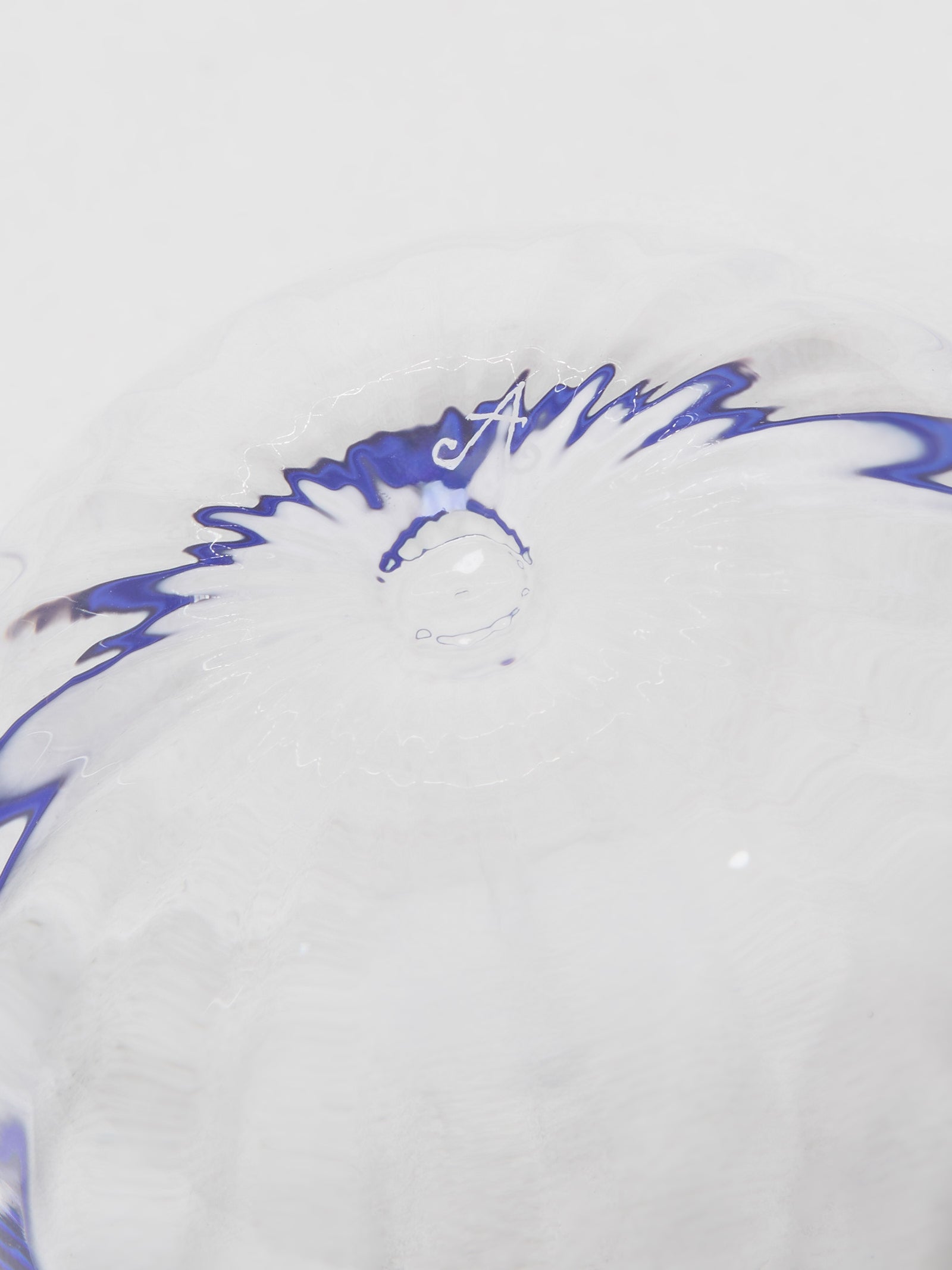 Peter Bowl in Sapphire Rim