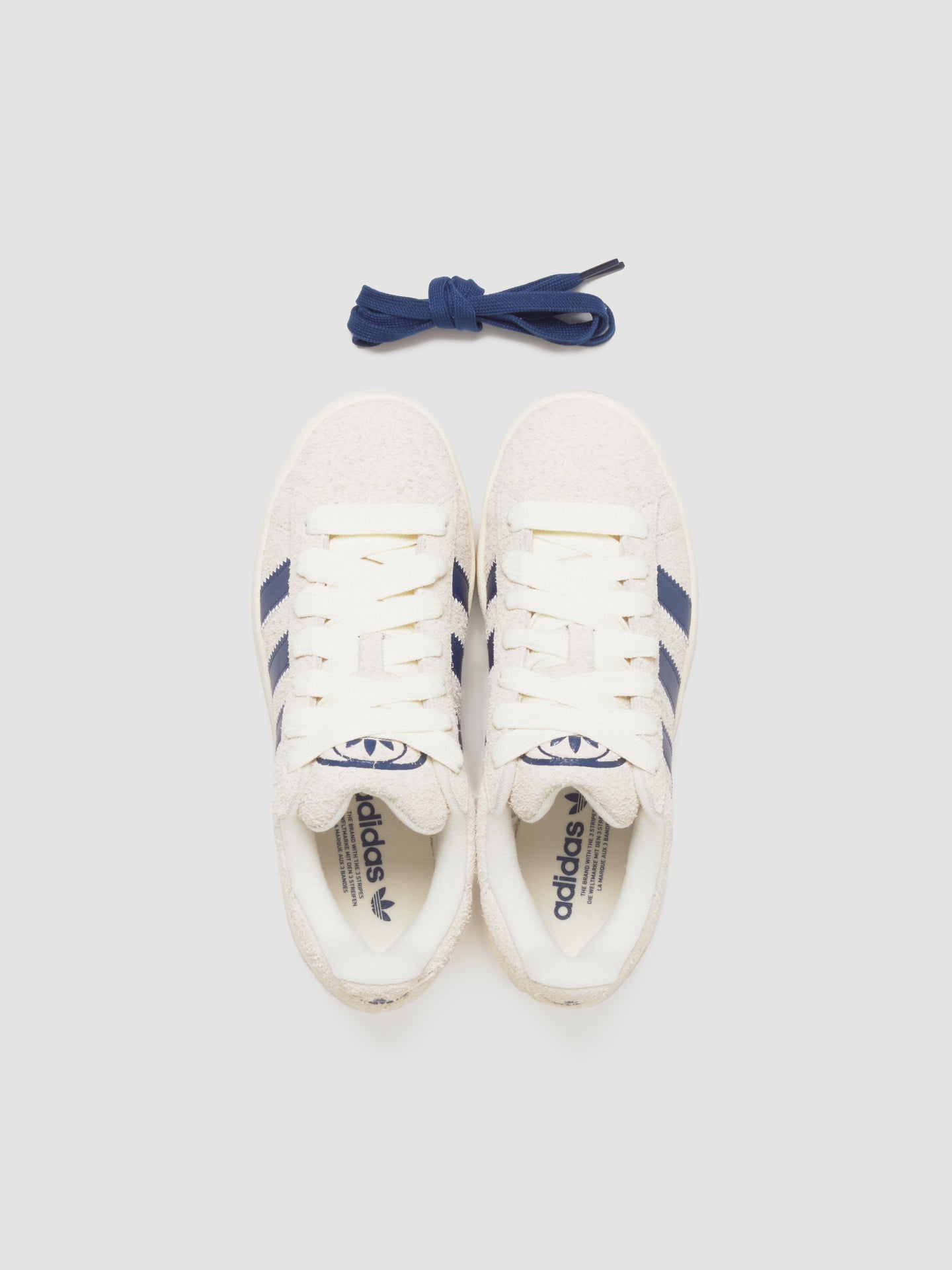 Campus 00s Sneaker in Cream White & Dark Blue