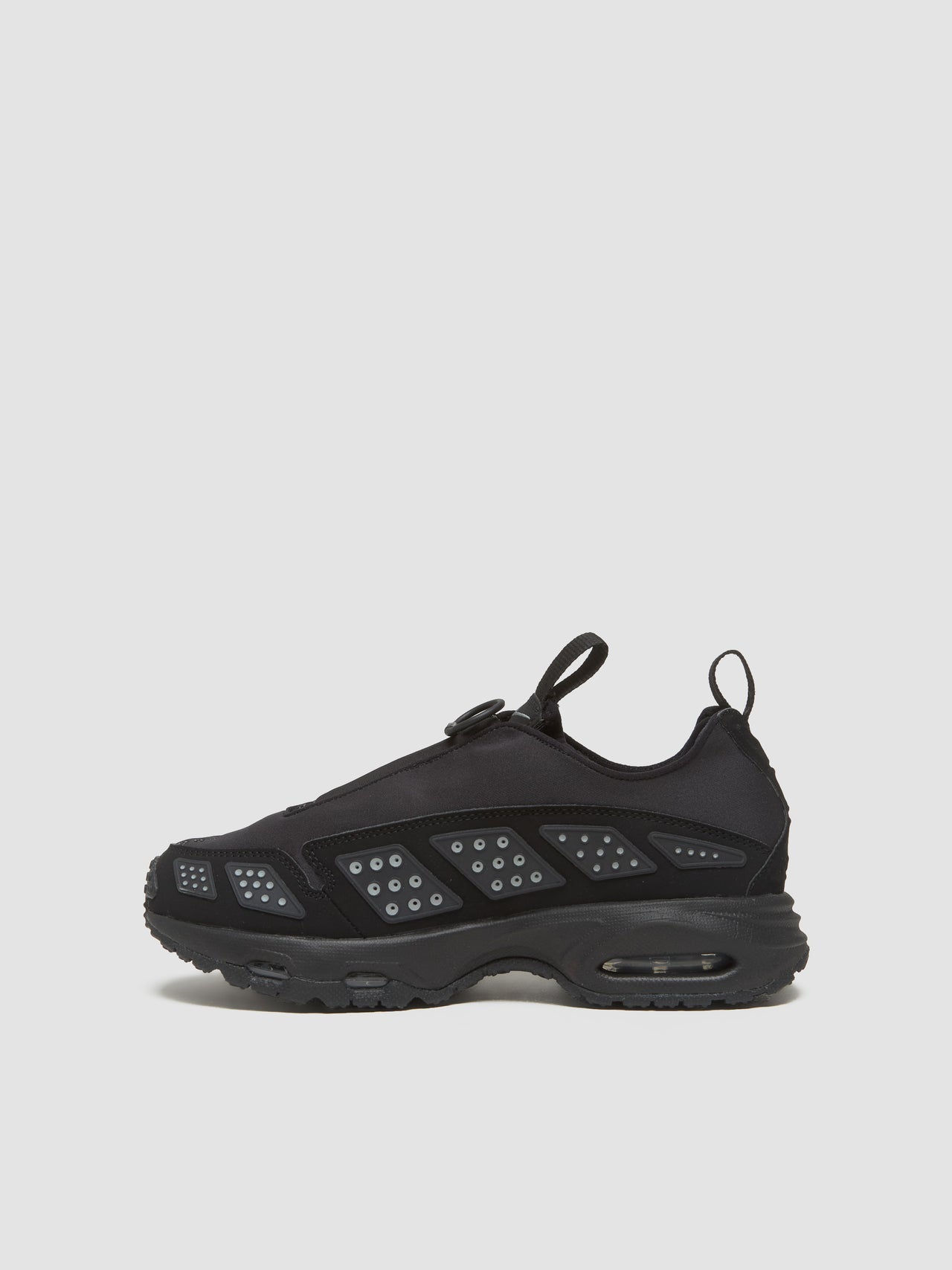 WMNS Air Max SNDR Sneaker in Black & Silver