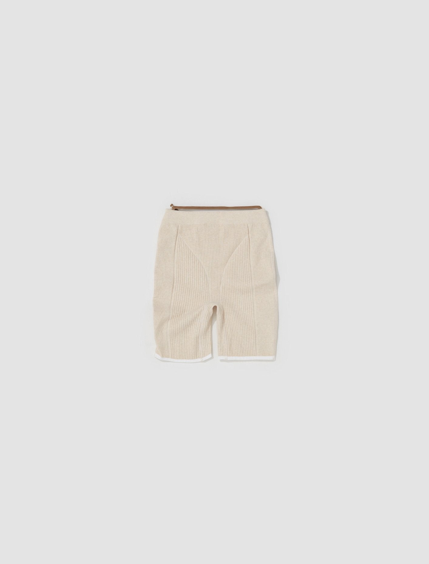 x Jacquemus Shorts in Pearl White